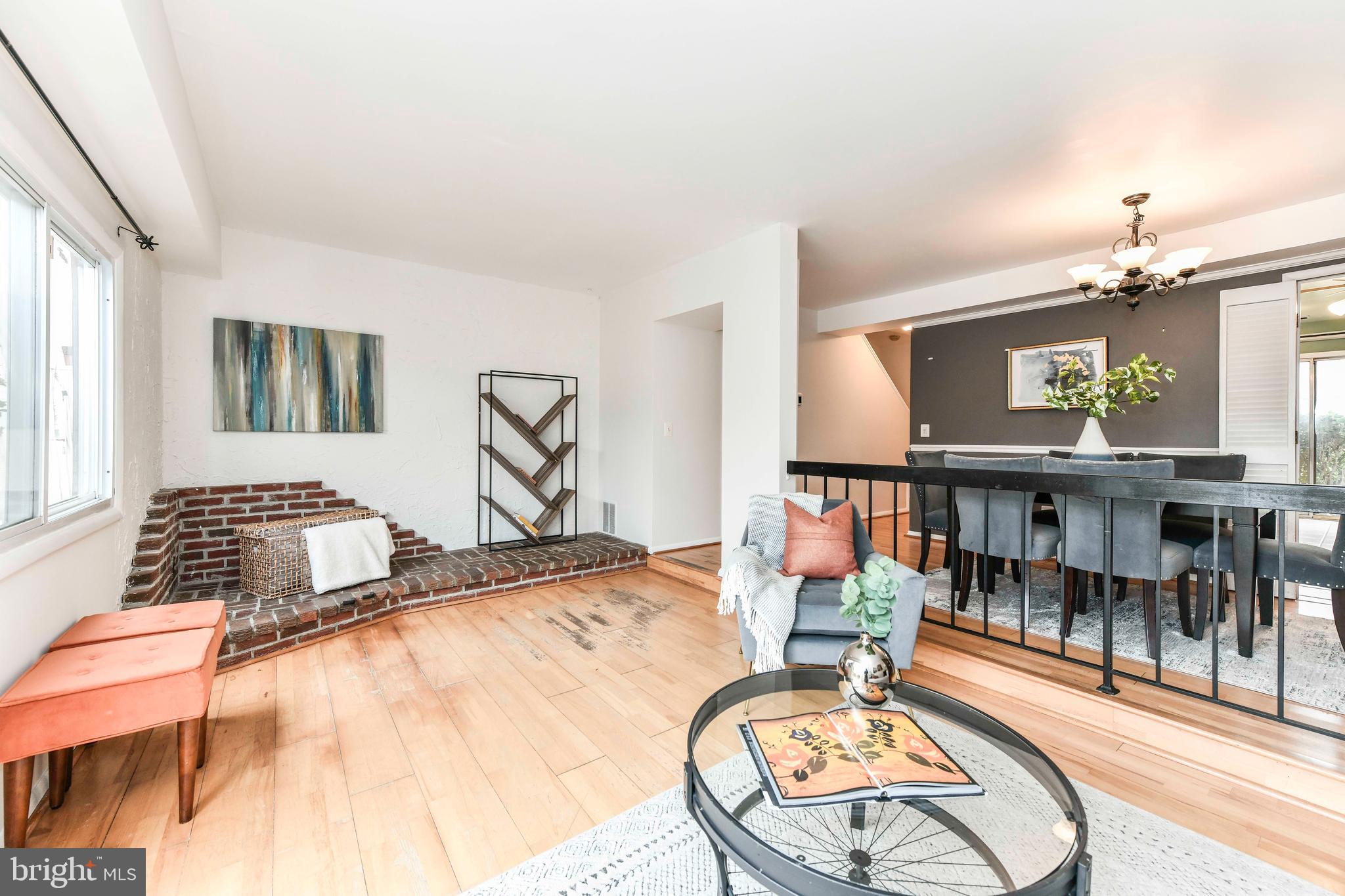 COURTS OF CHANDON - Residential
