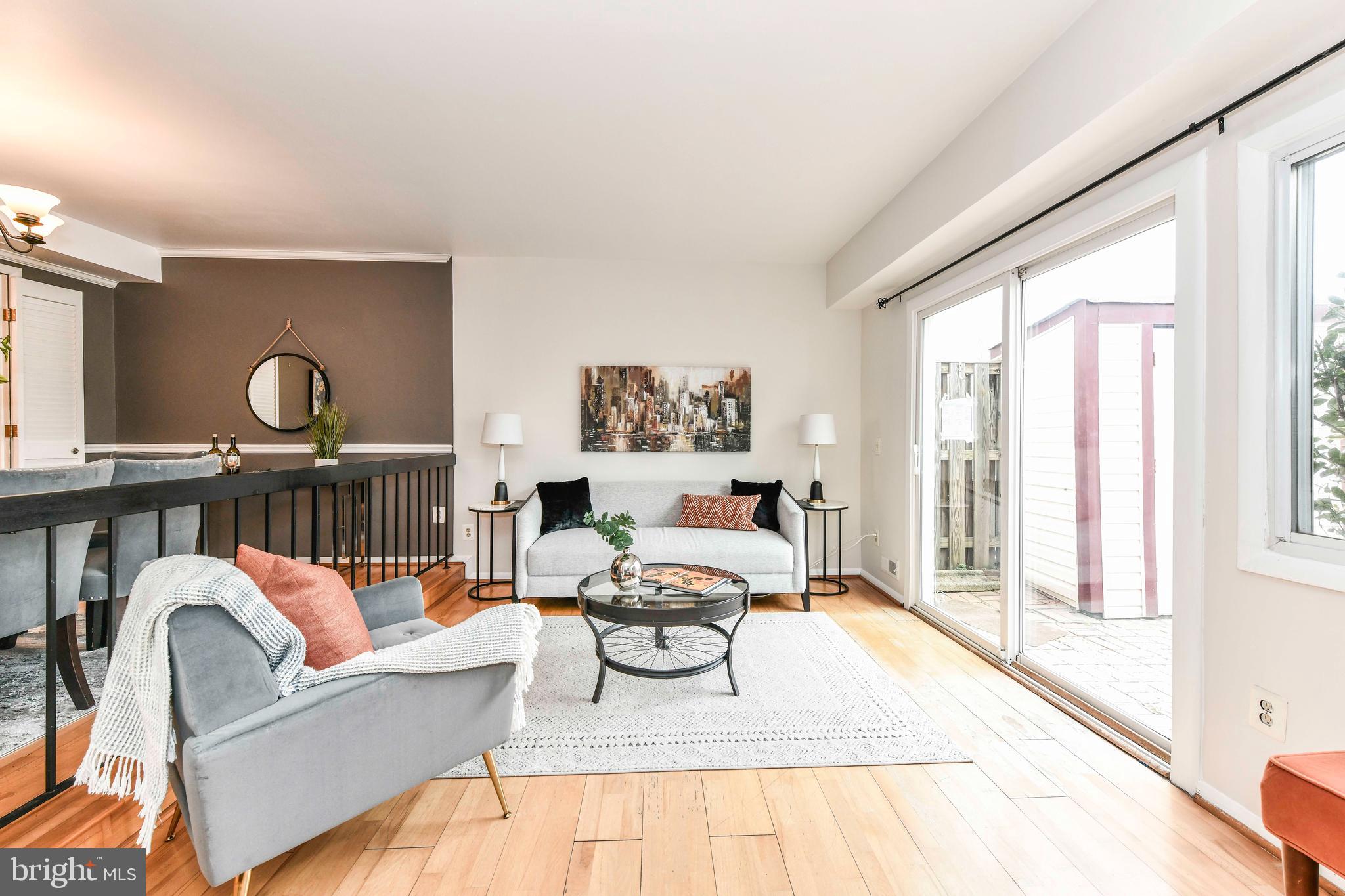 COURTS OF CHANDON - Residential