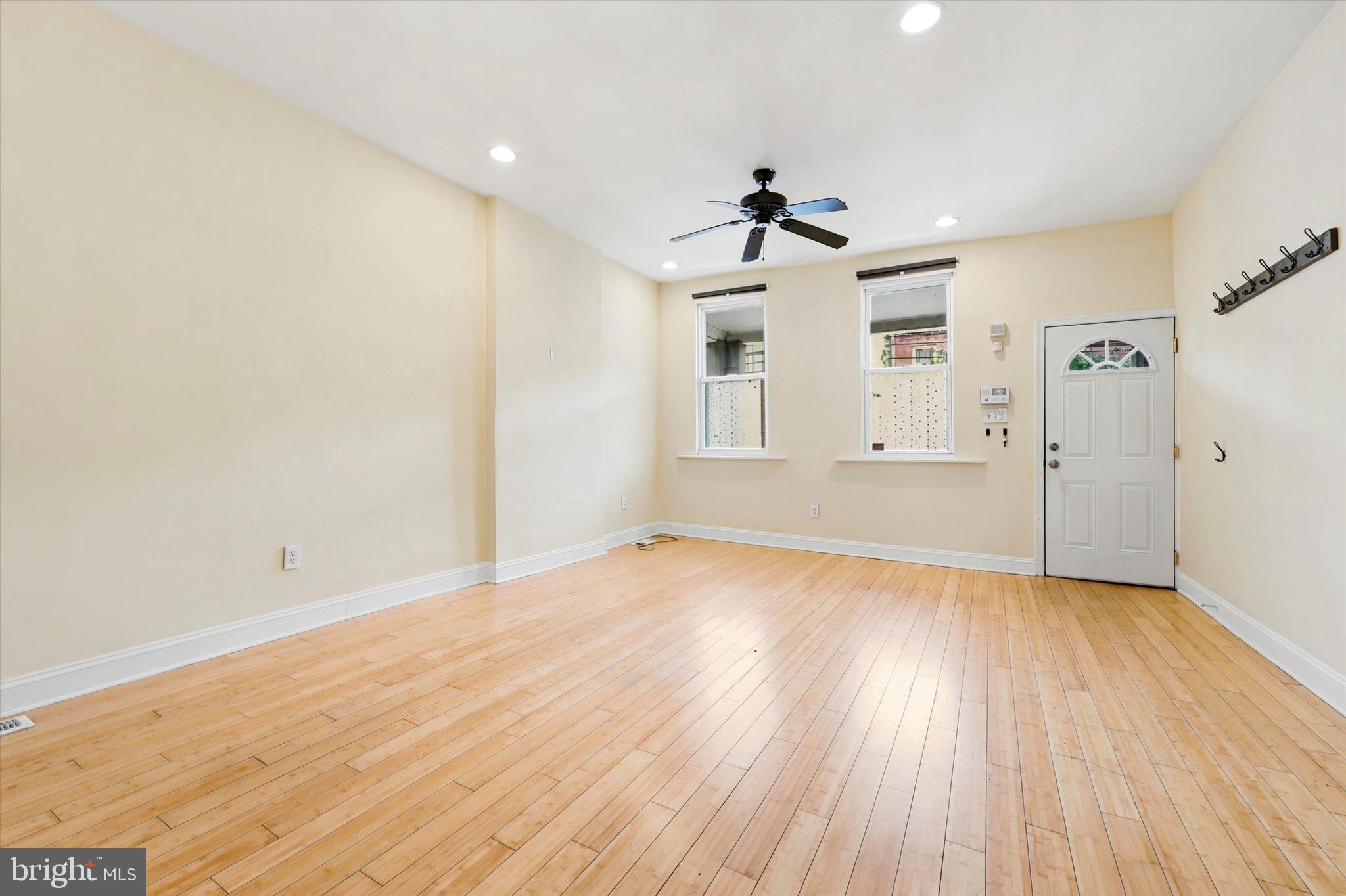 POINT BREEZE - Residential