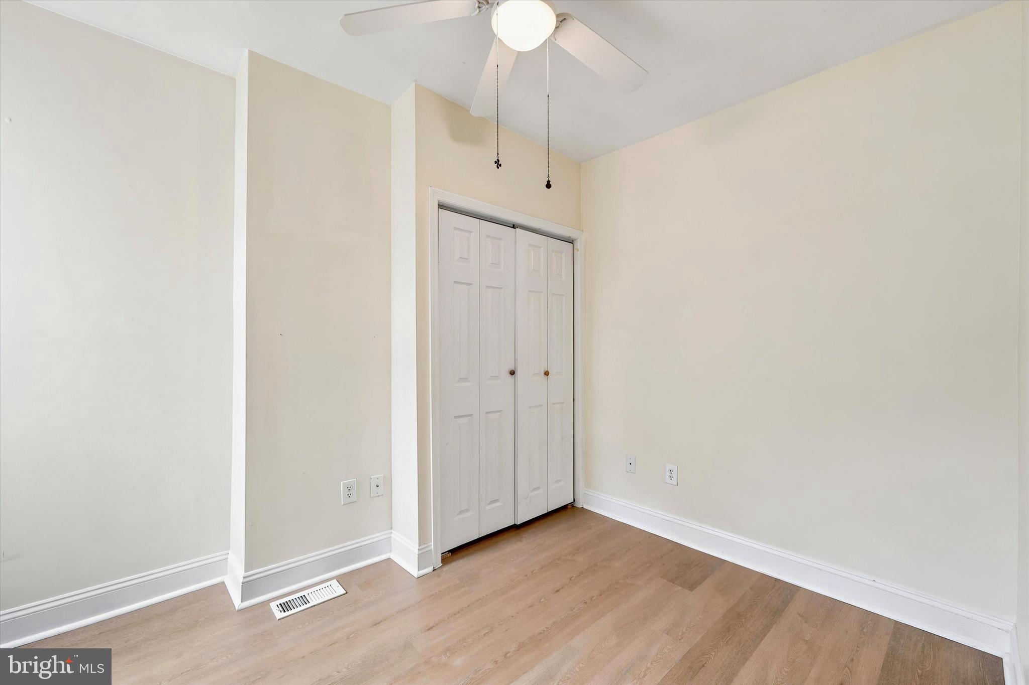 POINT BREEZE - Residential