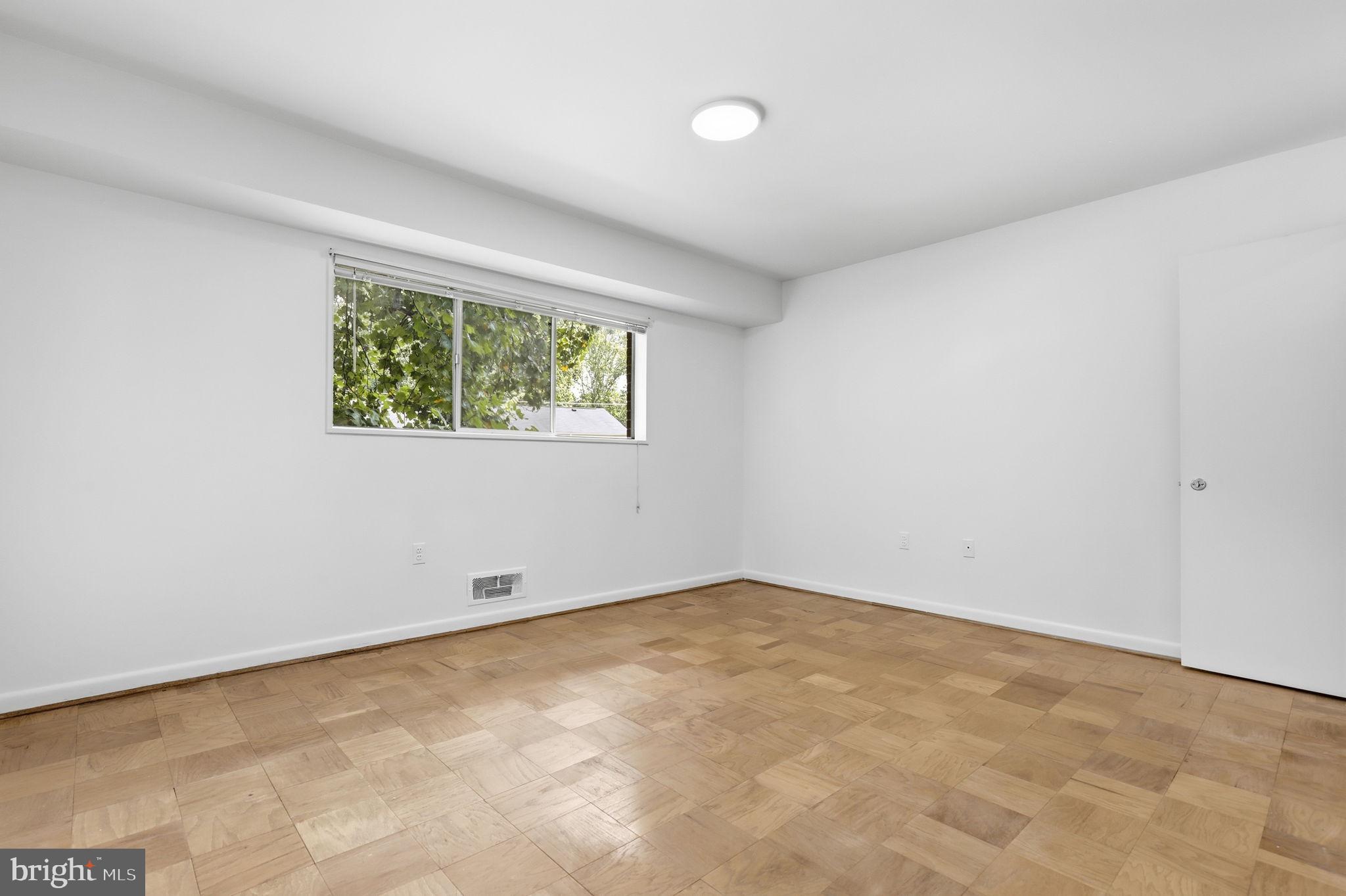 PARKSIDE CONDOMINIUMS - Residential