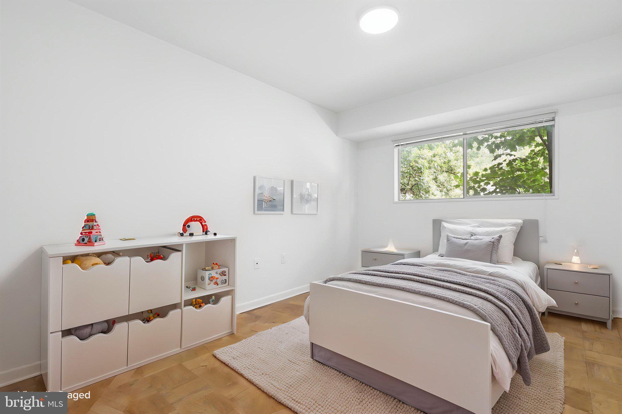 PARKSIDE CONDOMINIUMS - Residential