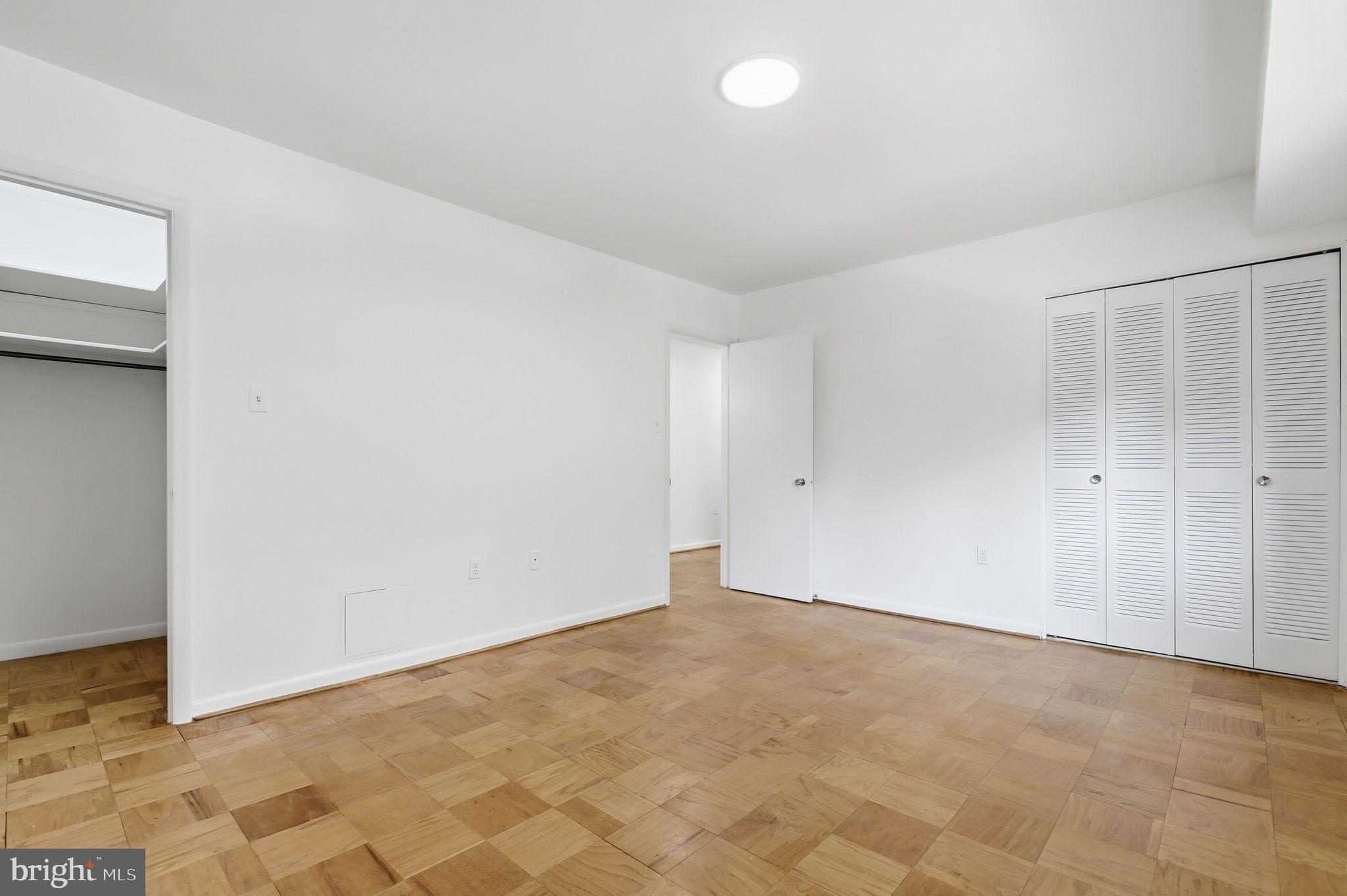 PARKSIDE CONDOMINIUMS - Residential