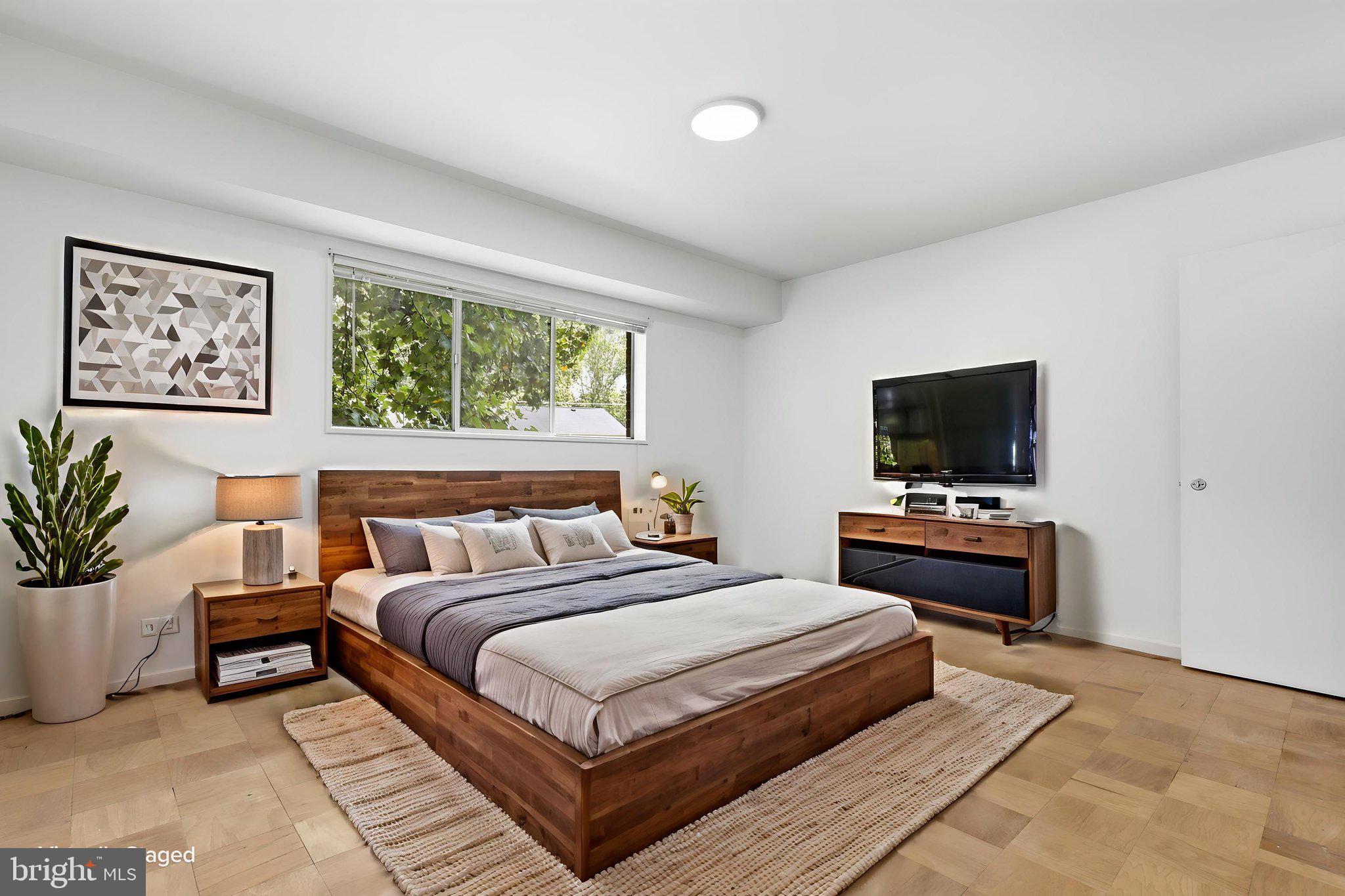 PARKSIDE CONDOMINIUMS - Residential