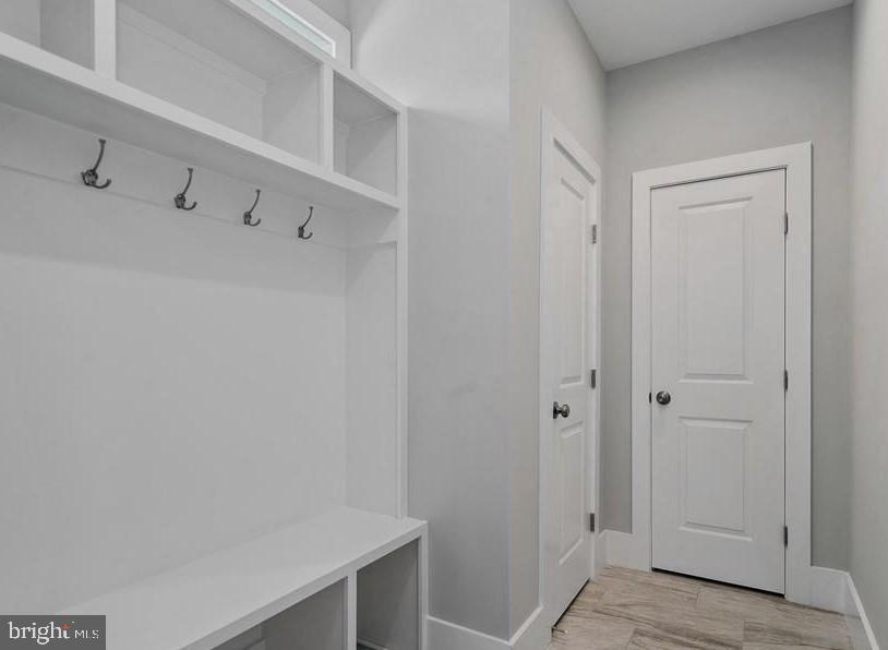 WILDWOOD MANOR - Residential