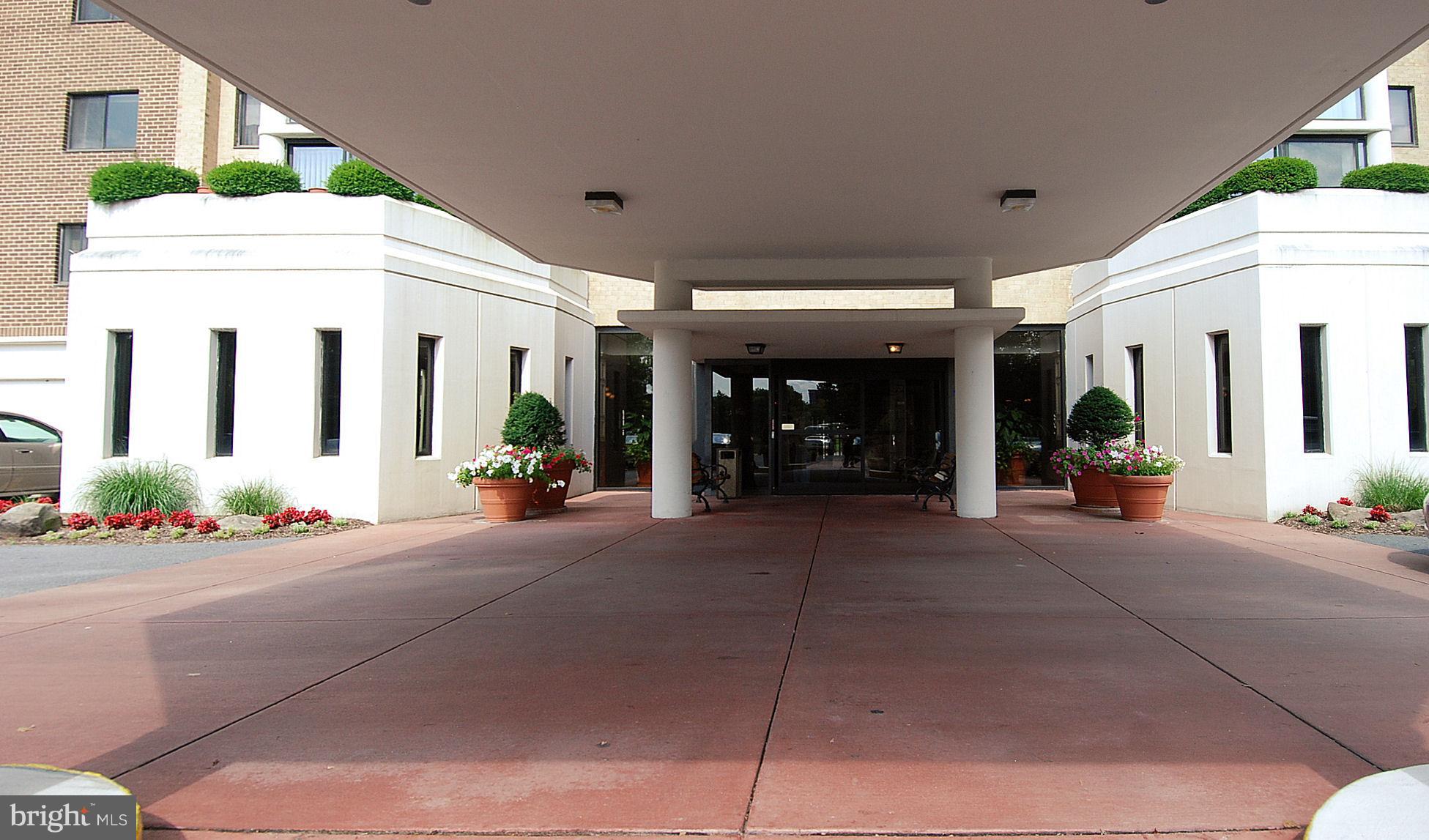 GREENS AT LEISURE WORLD - Residential