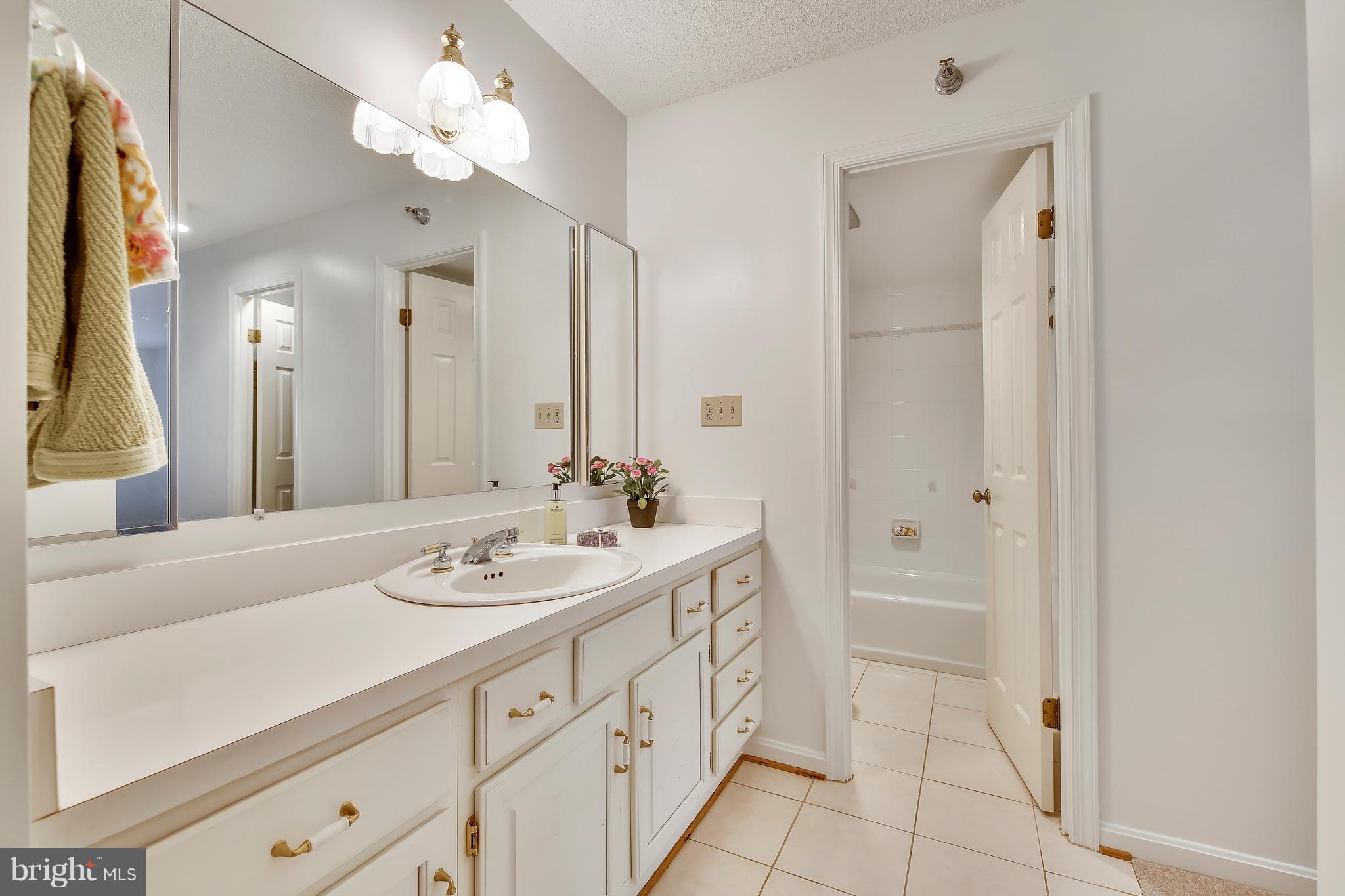 GREENS AT LEISURE WORLD - Residential