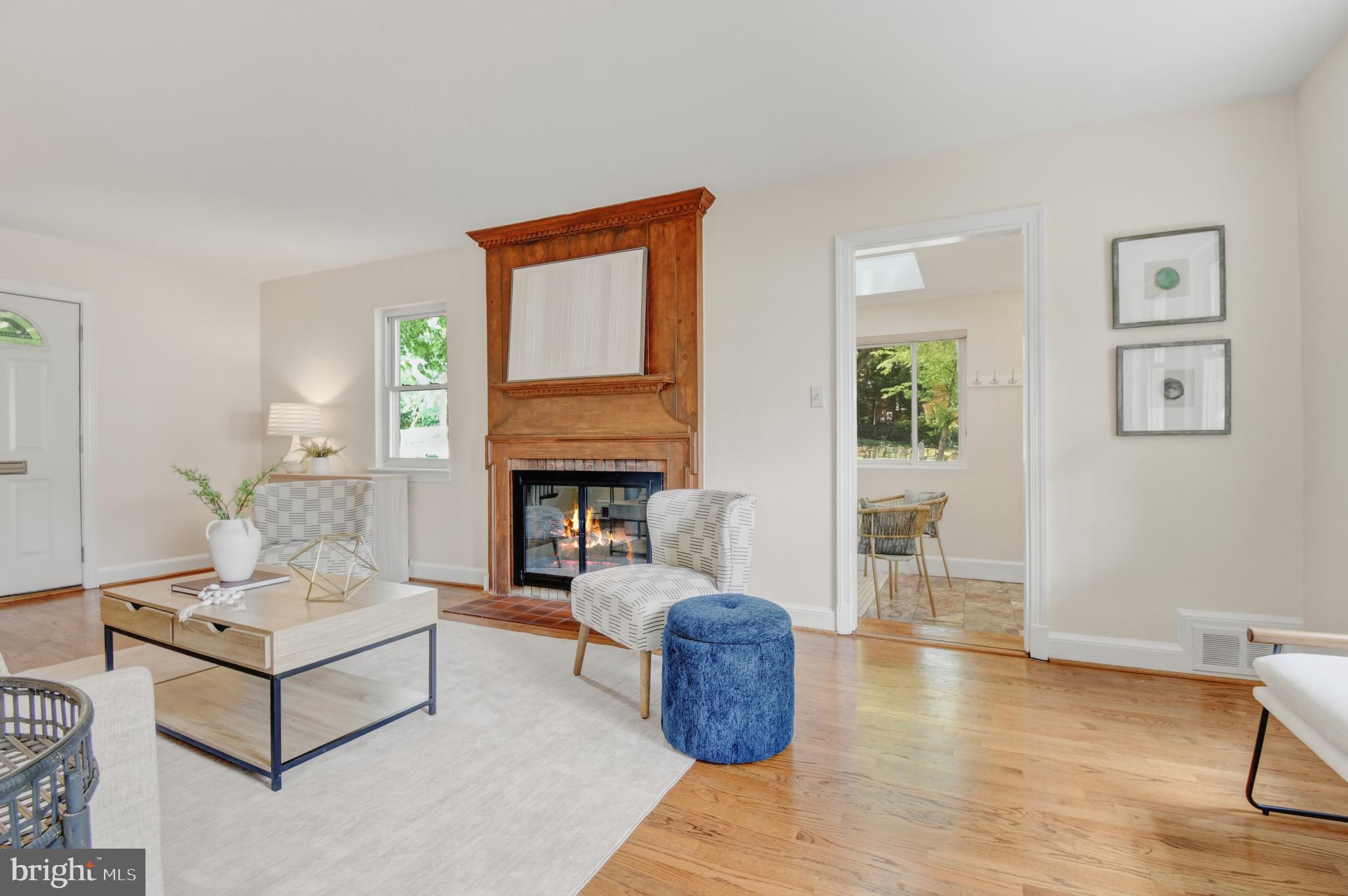 OVER LEE KNOLLS - Residential