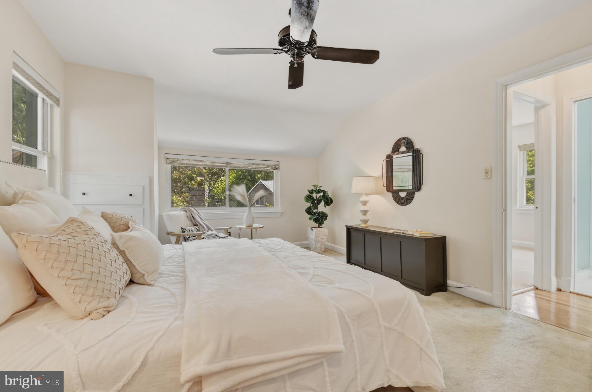 OVER LEE KNOLLS - Residential