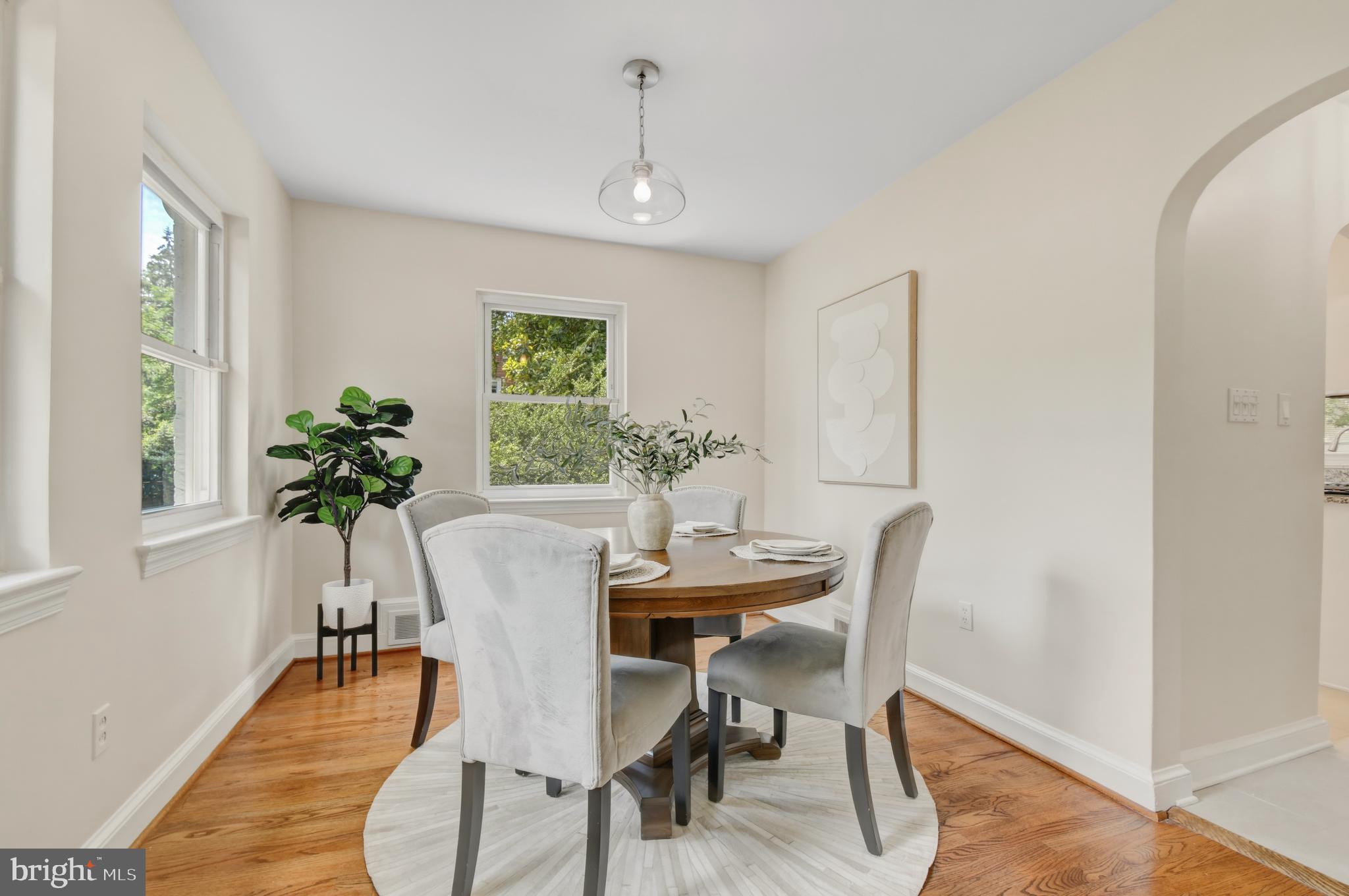OVER LEE KNOLLS - Residential