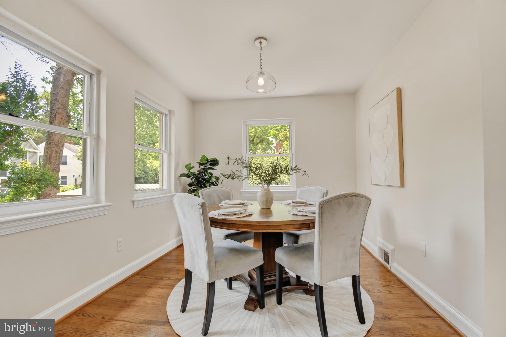 OVER LEE KNOLLS - Residential