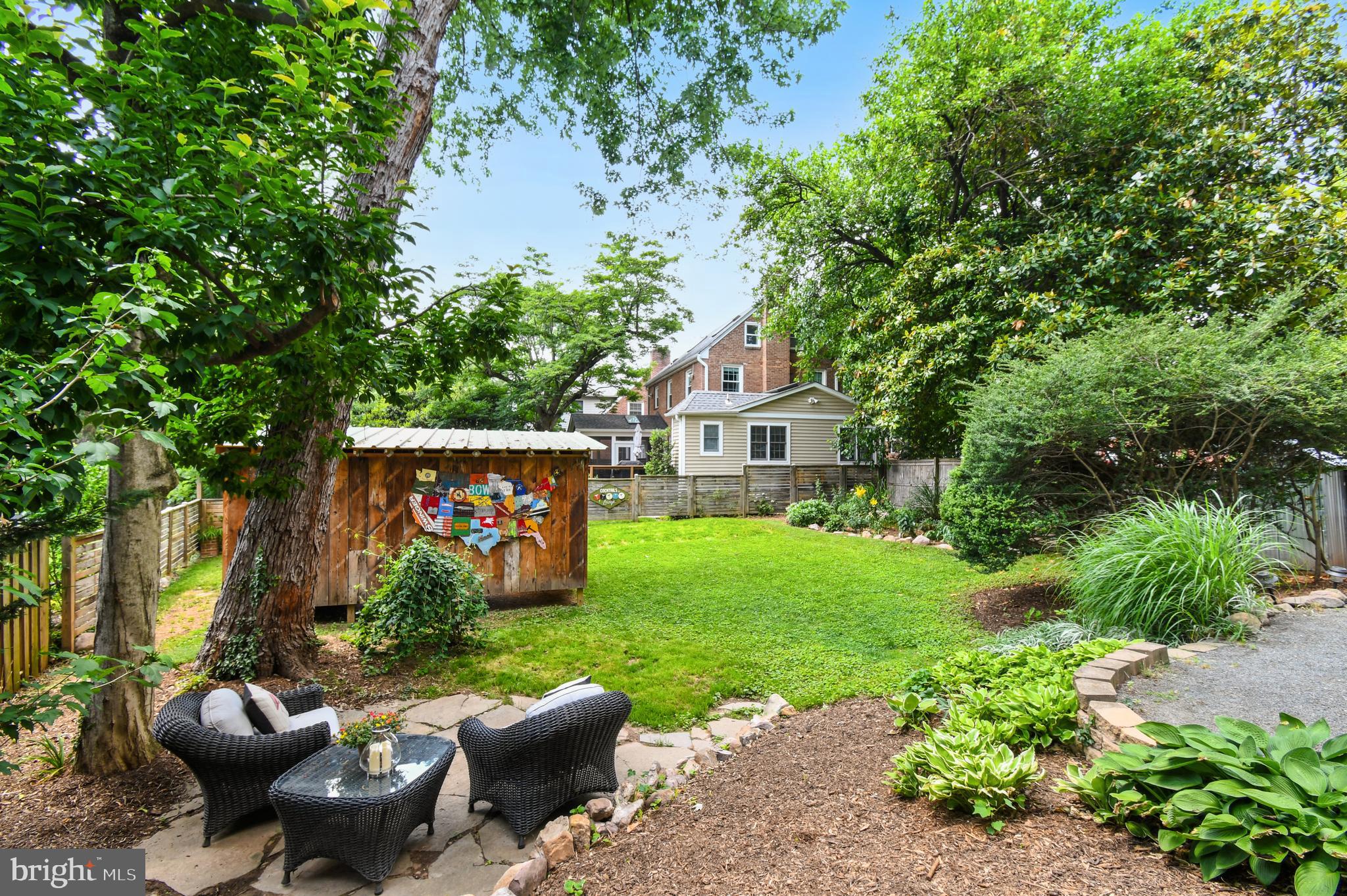 OVER LEE KNOLLS - Residential