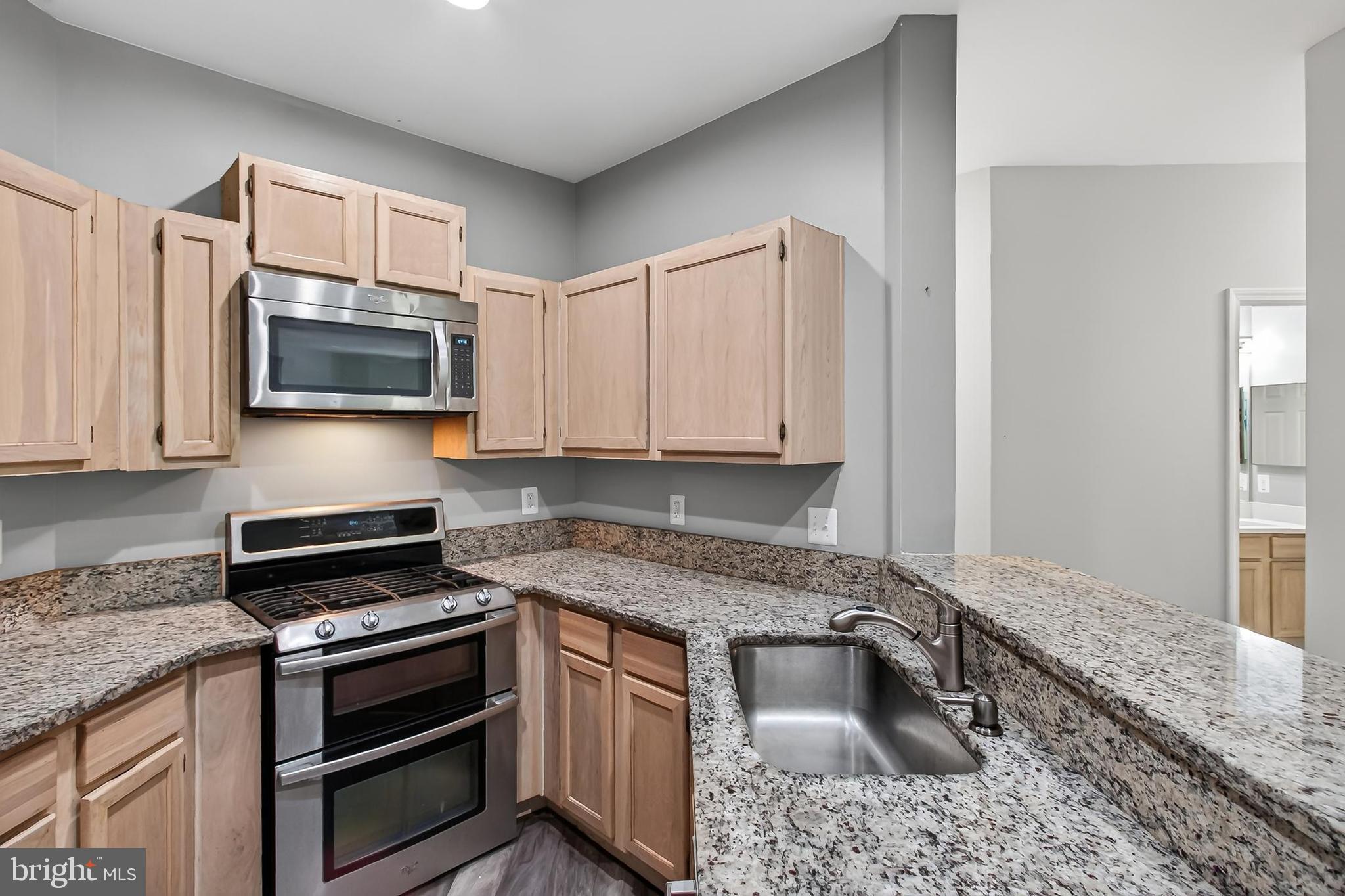 STONECROFT CONDO - Residential