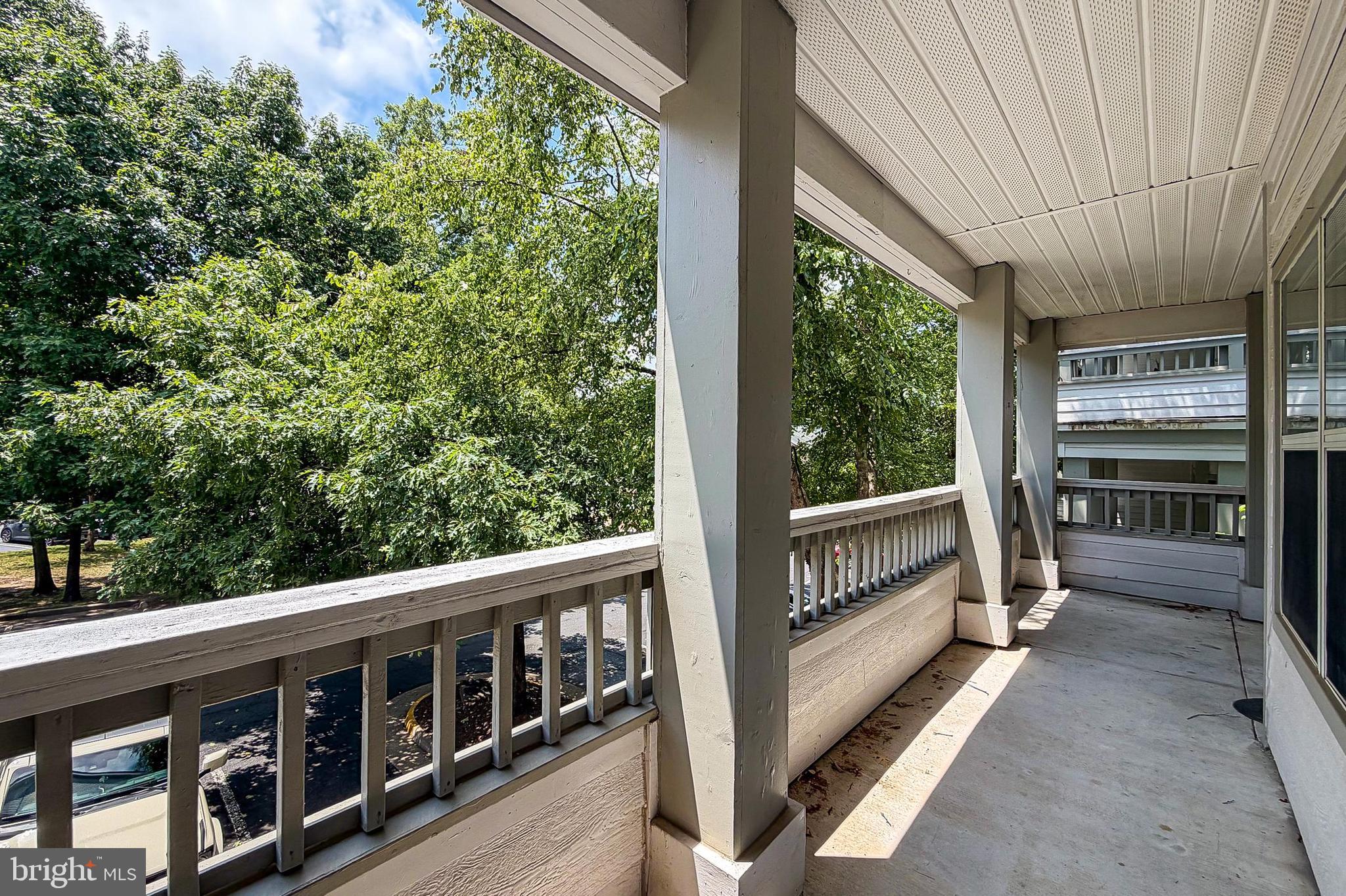 STONECROFT CONDO - Residential