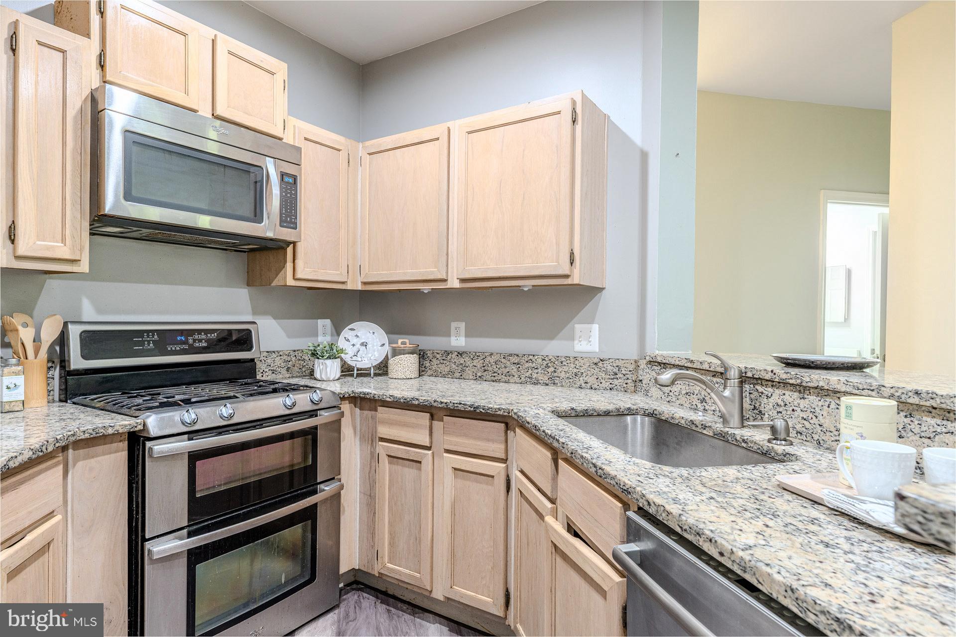 STONECROFT CONDO - Residential