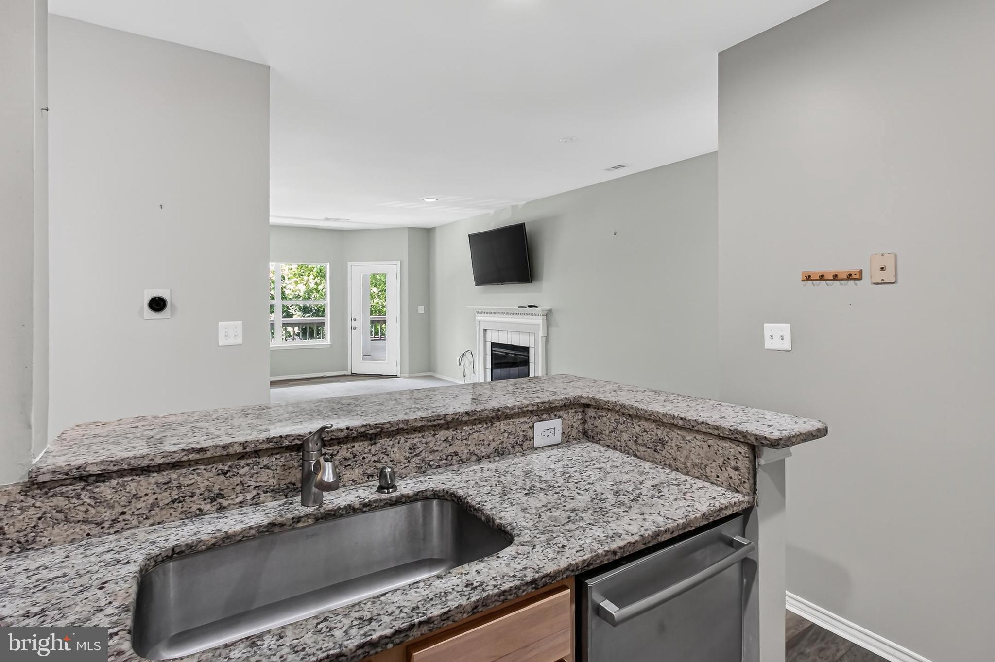 STONECROFT CONDO - Residential