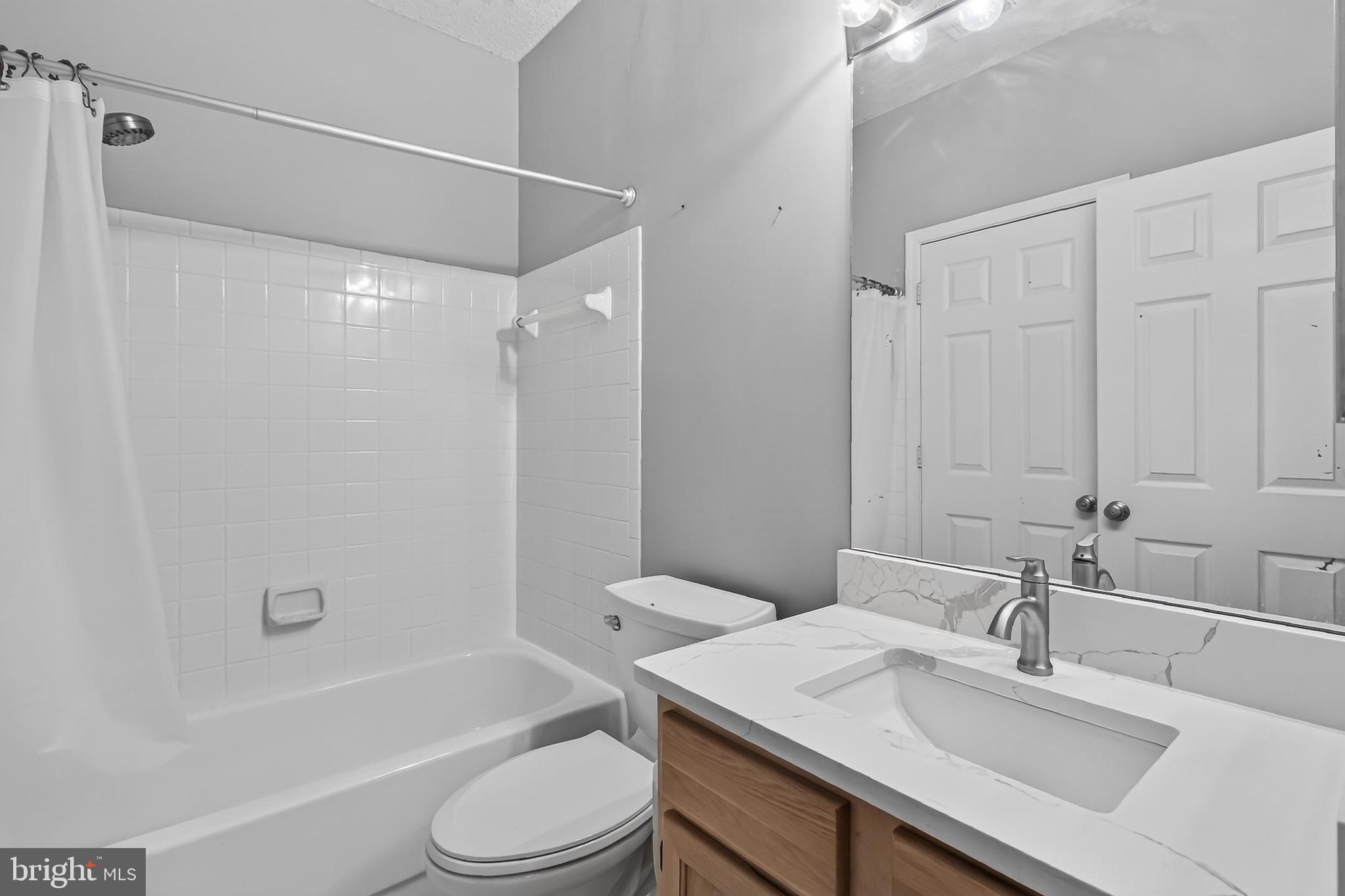 STONECROFT CONDO - Residential