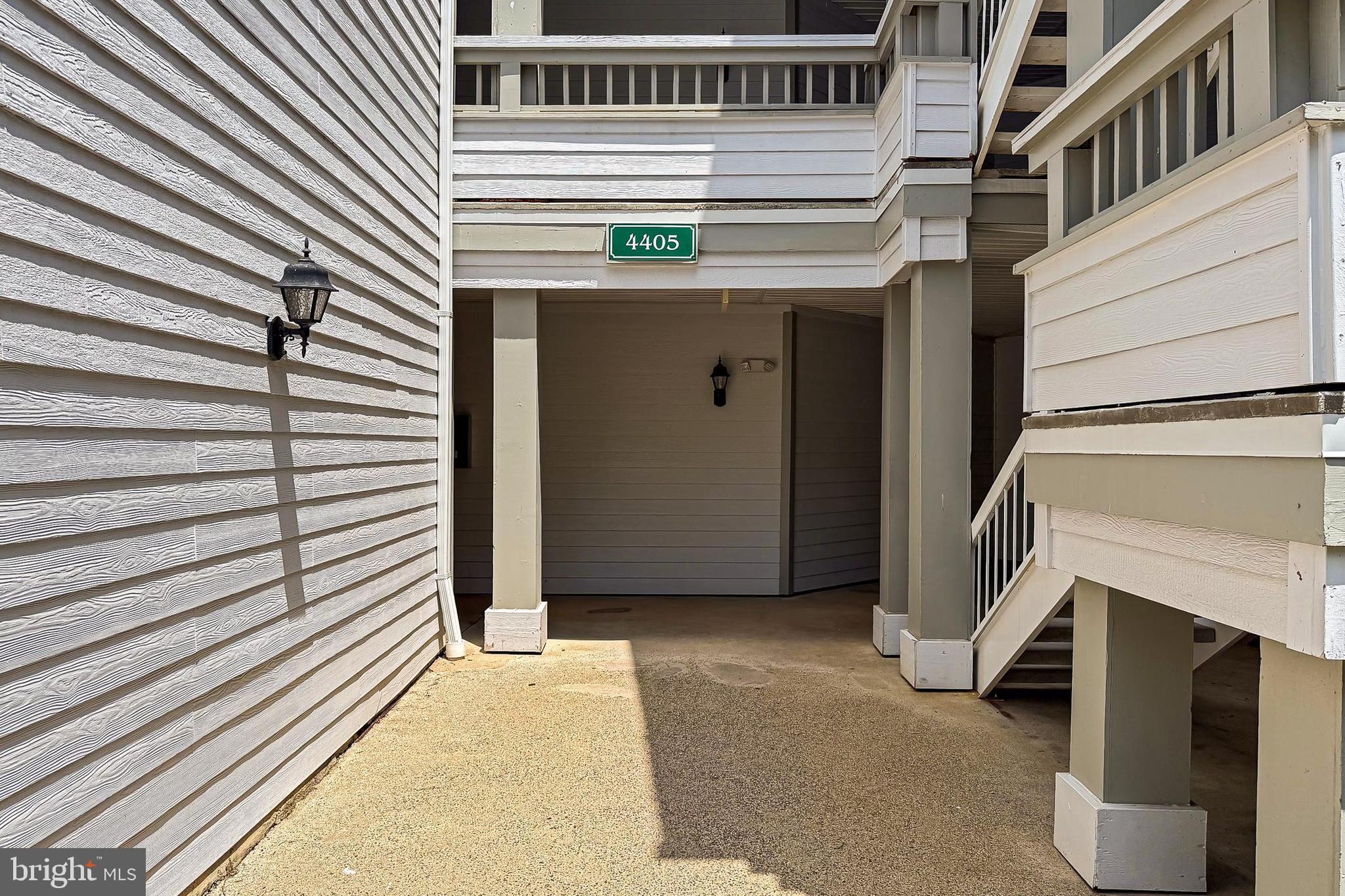 STONECROFT CONDO - Residential