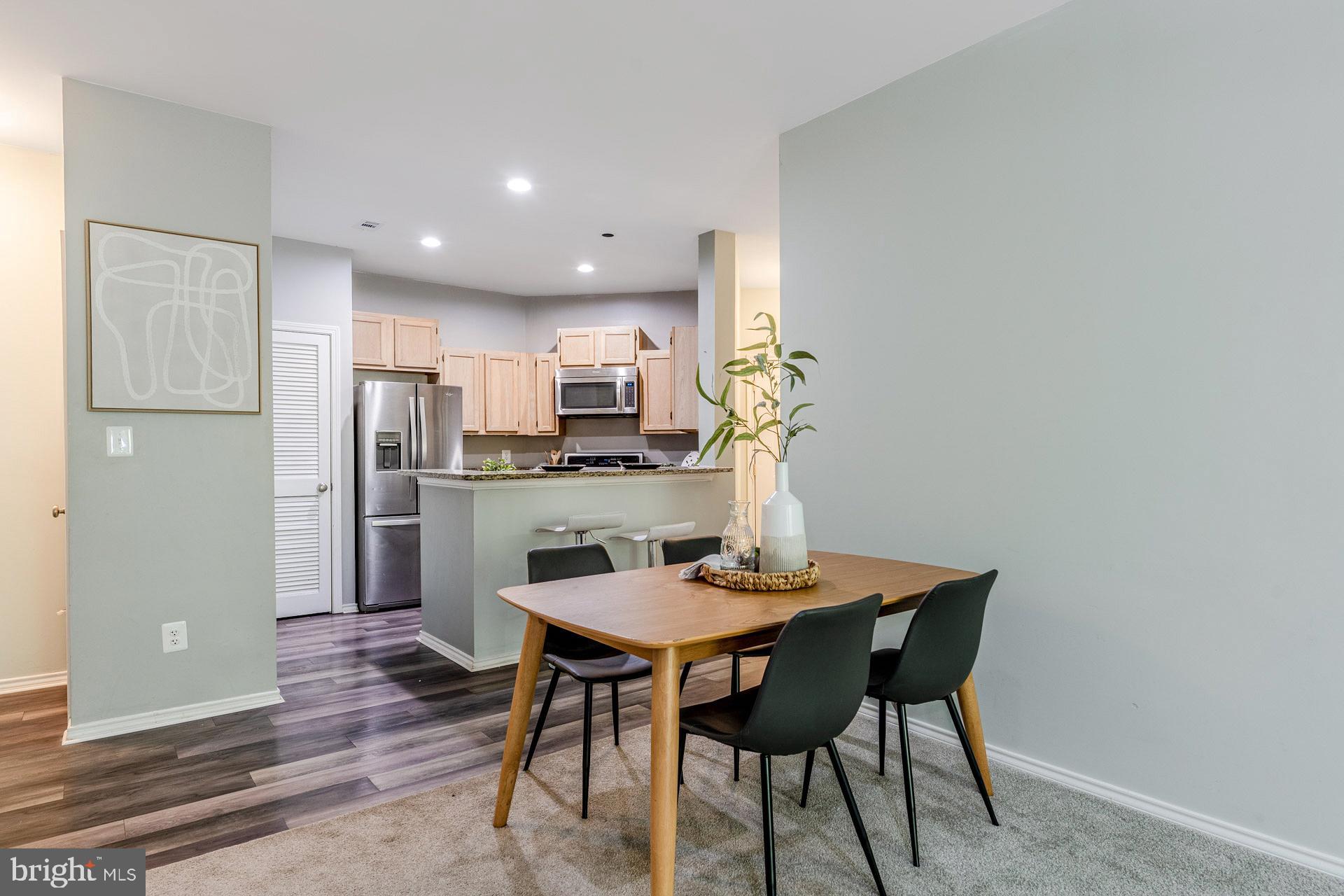 STONECROFT CONDO - Residential
