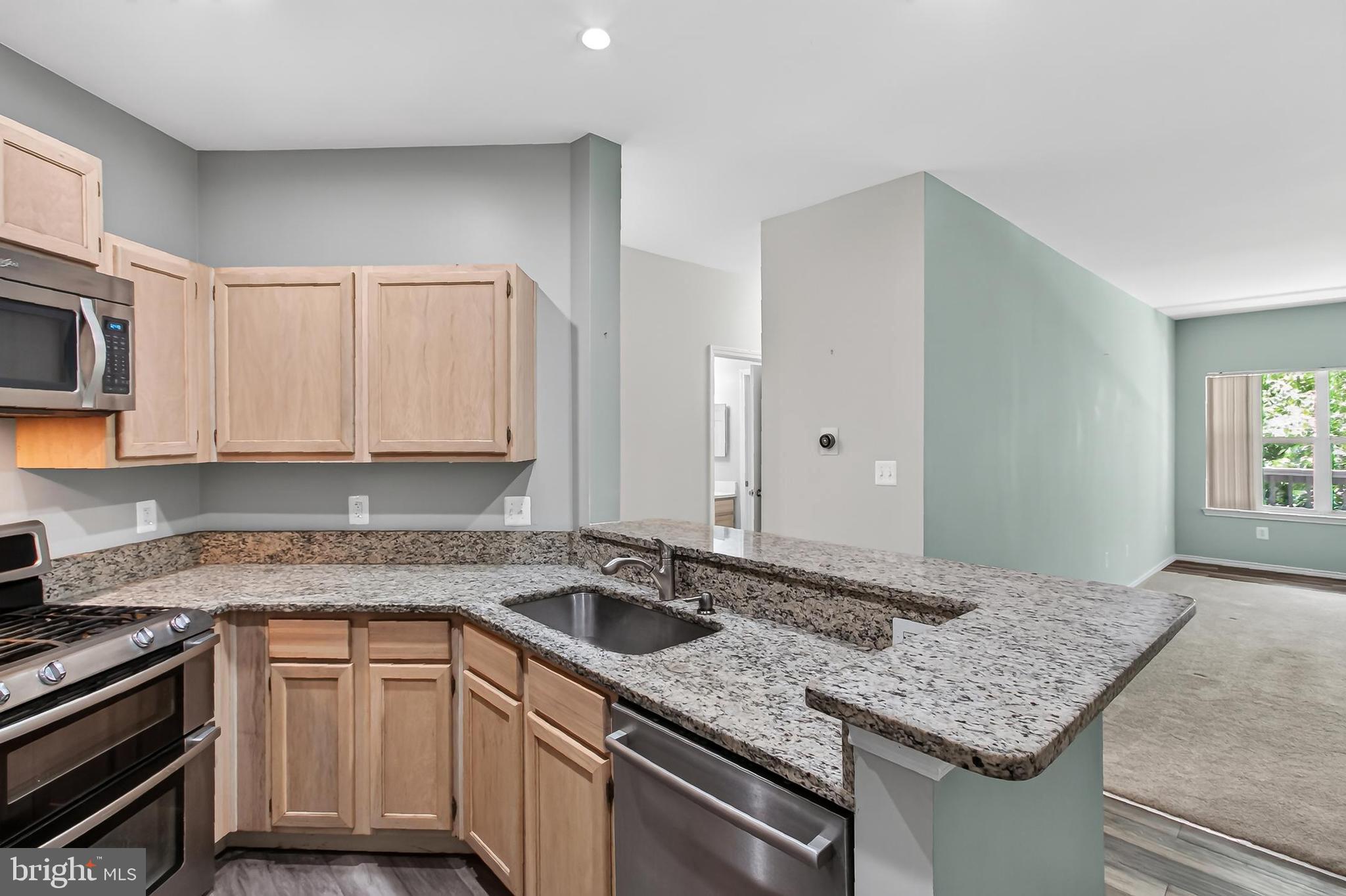 STONECROFT CONDO - Residential