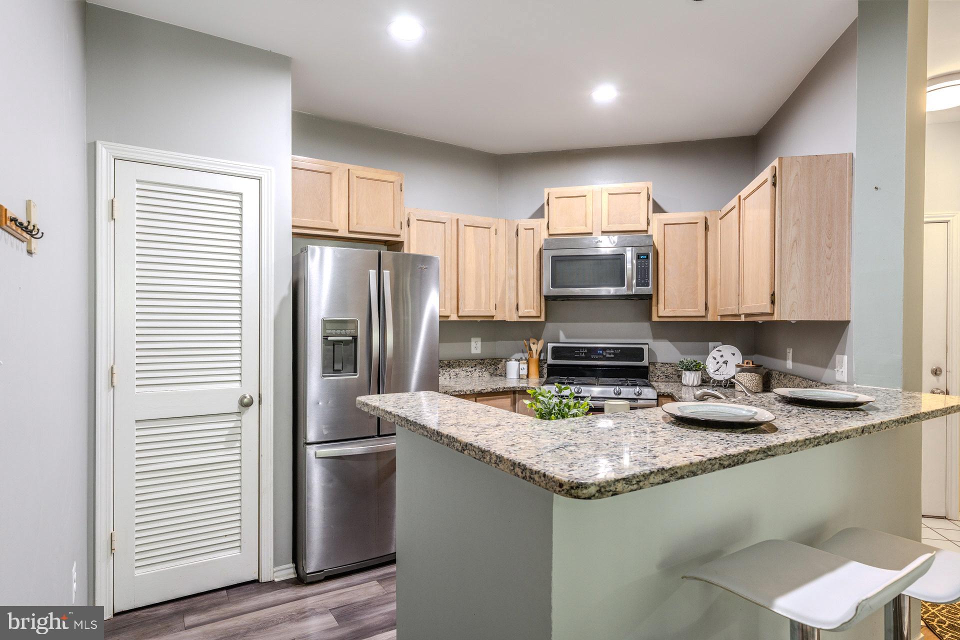 STONECROFT CONDO - Residential