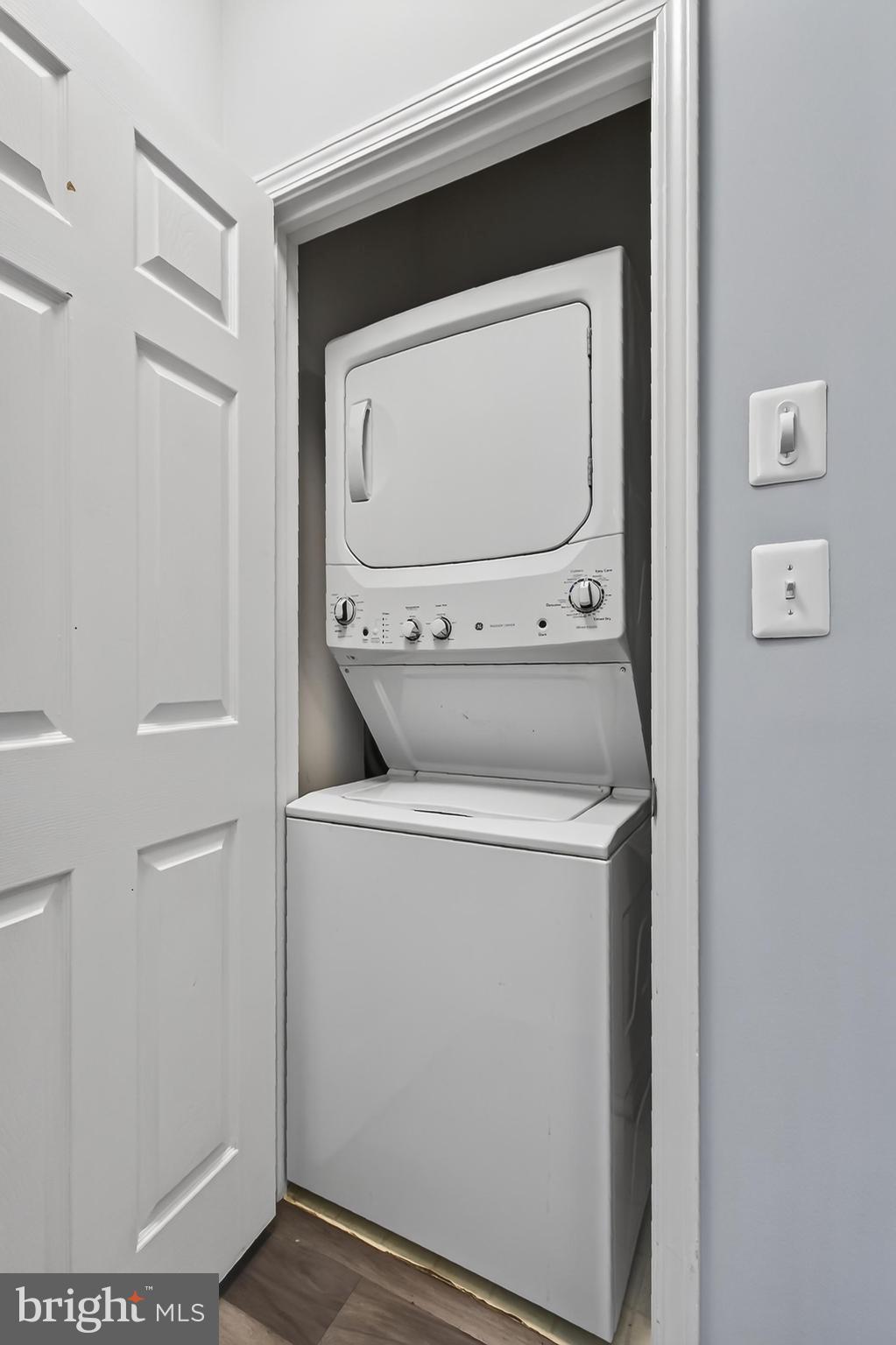 STONECROFT CONDO - Residential