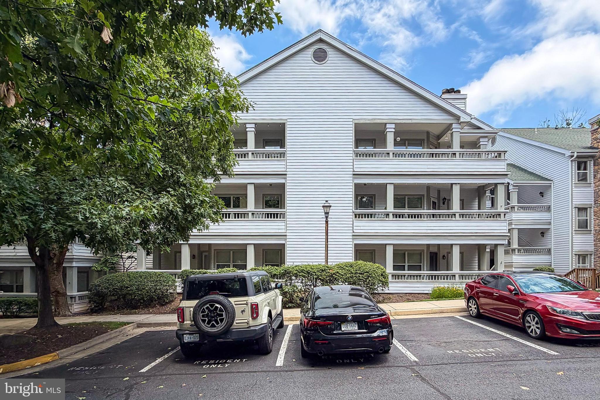 STONECROFT CONDO - Residential
