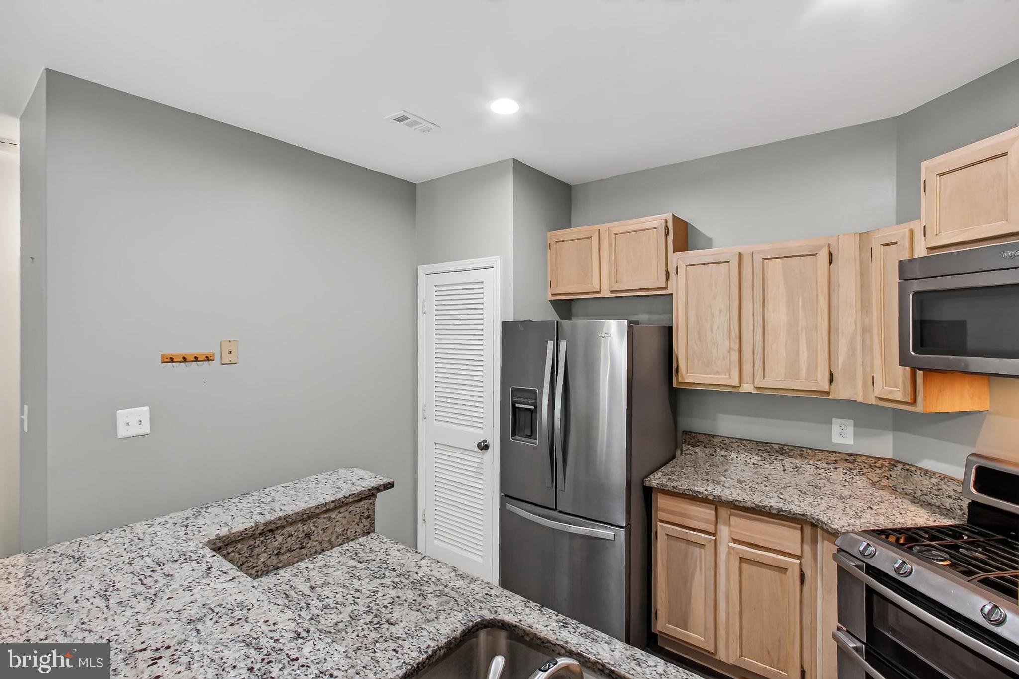 STONECROFT CONDO - Residential