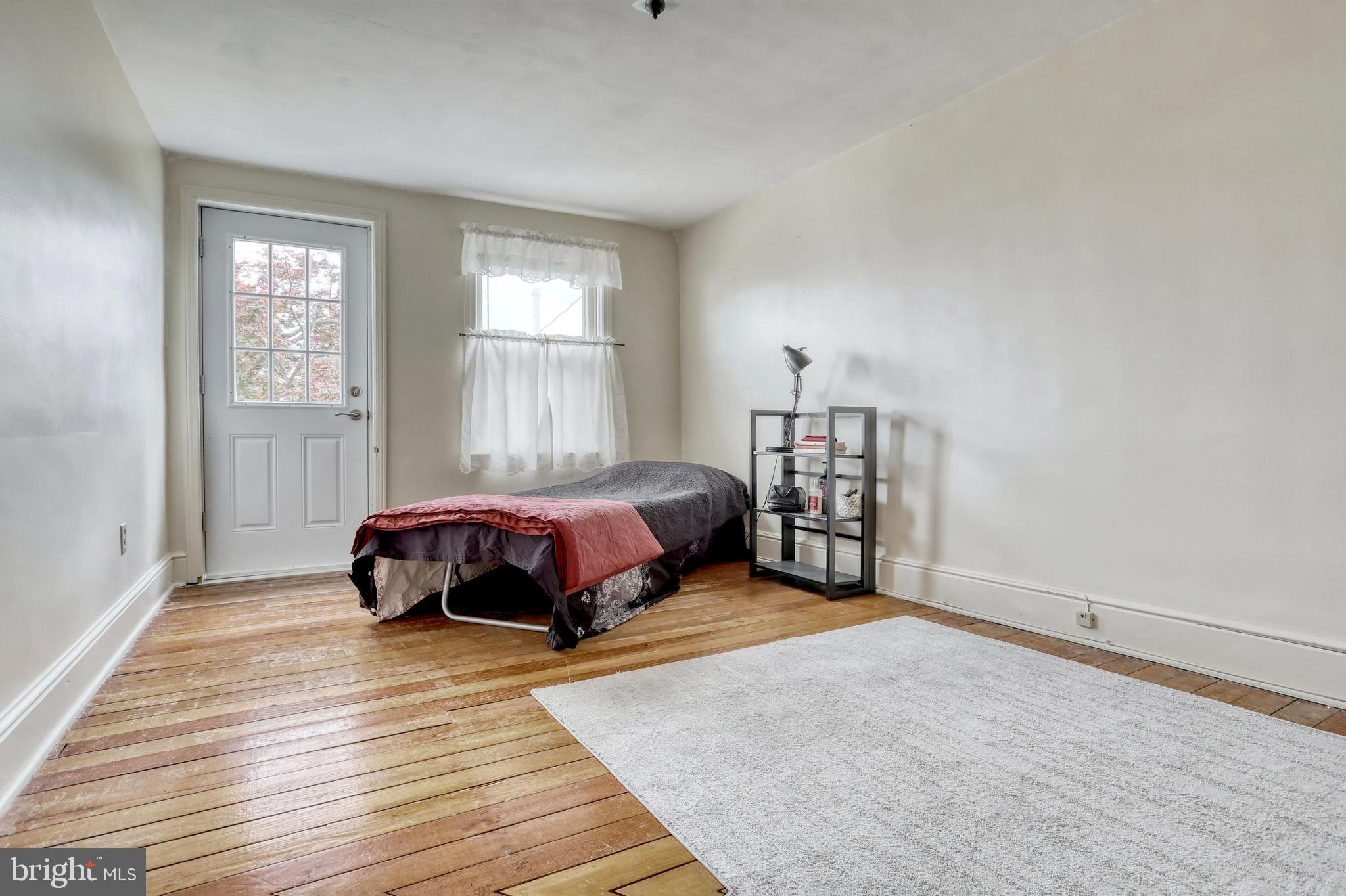 WEST YORK - Residential