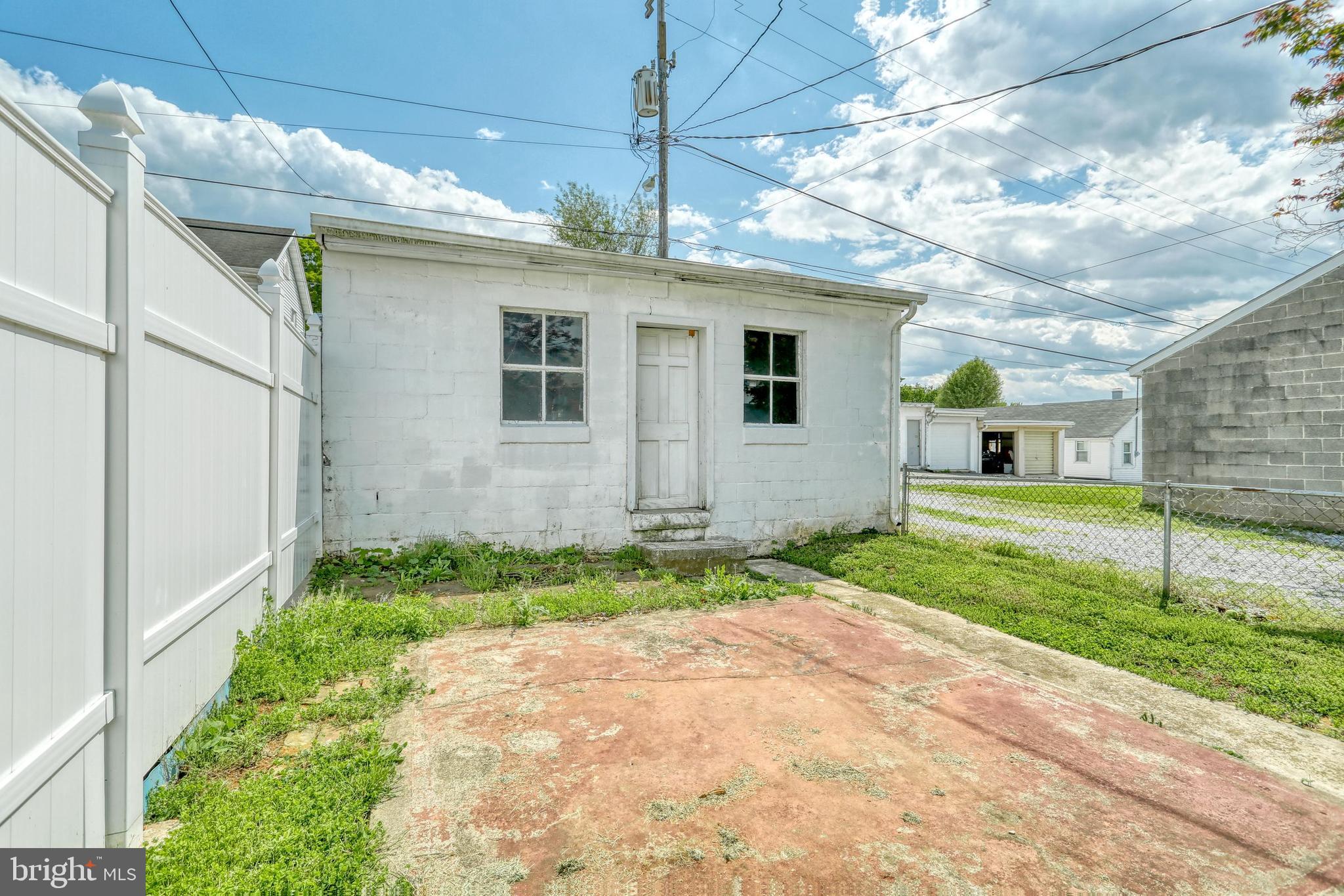 WEST YORK - Residential