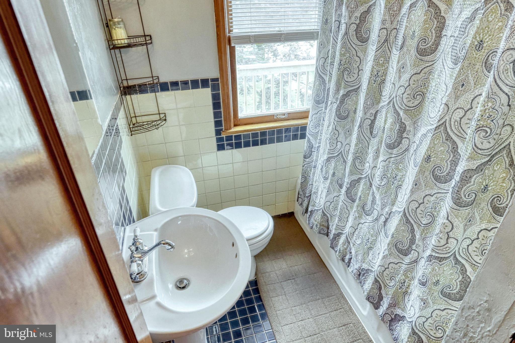 WEST YORK - Residential