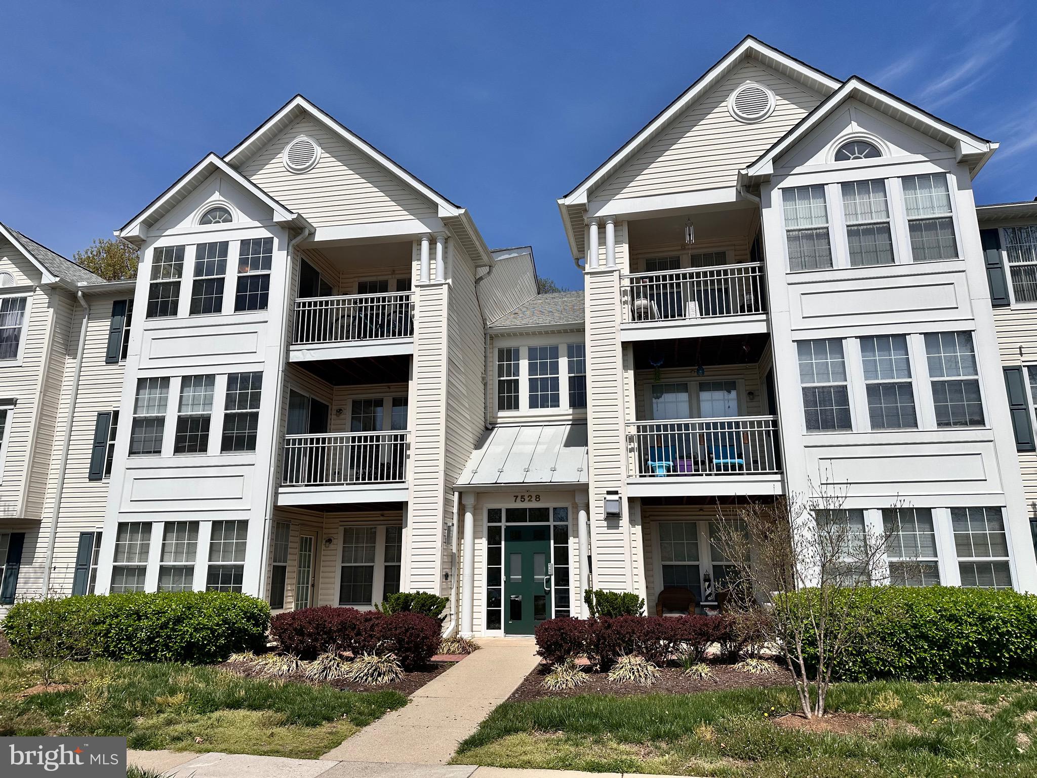 SOUTH MEADOWS - Residential