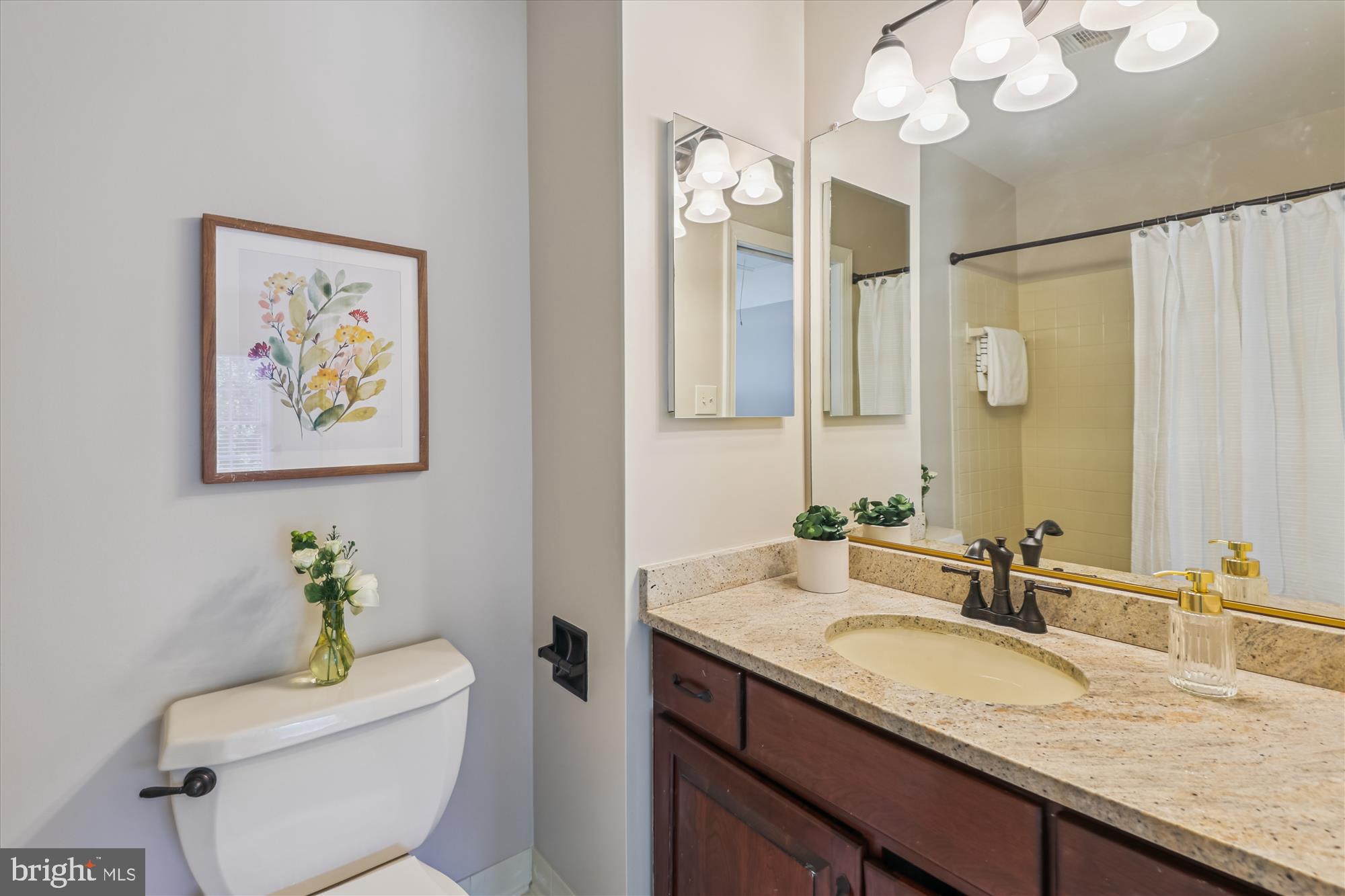 FOX DEN ESTATES - Residential