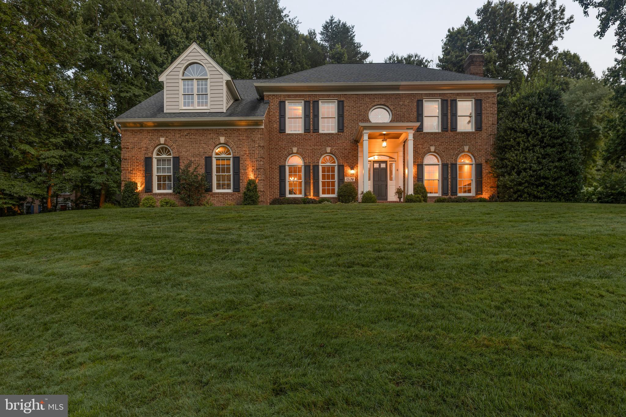 FOX DEN ESTATES - Residential
