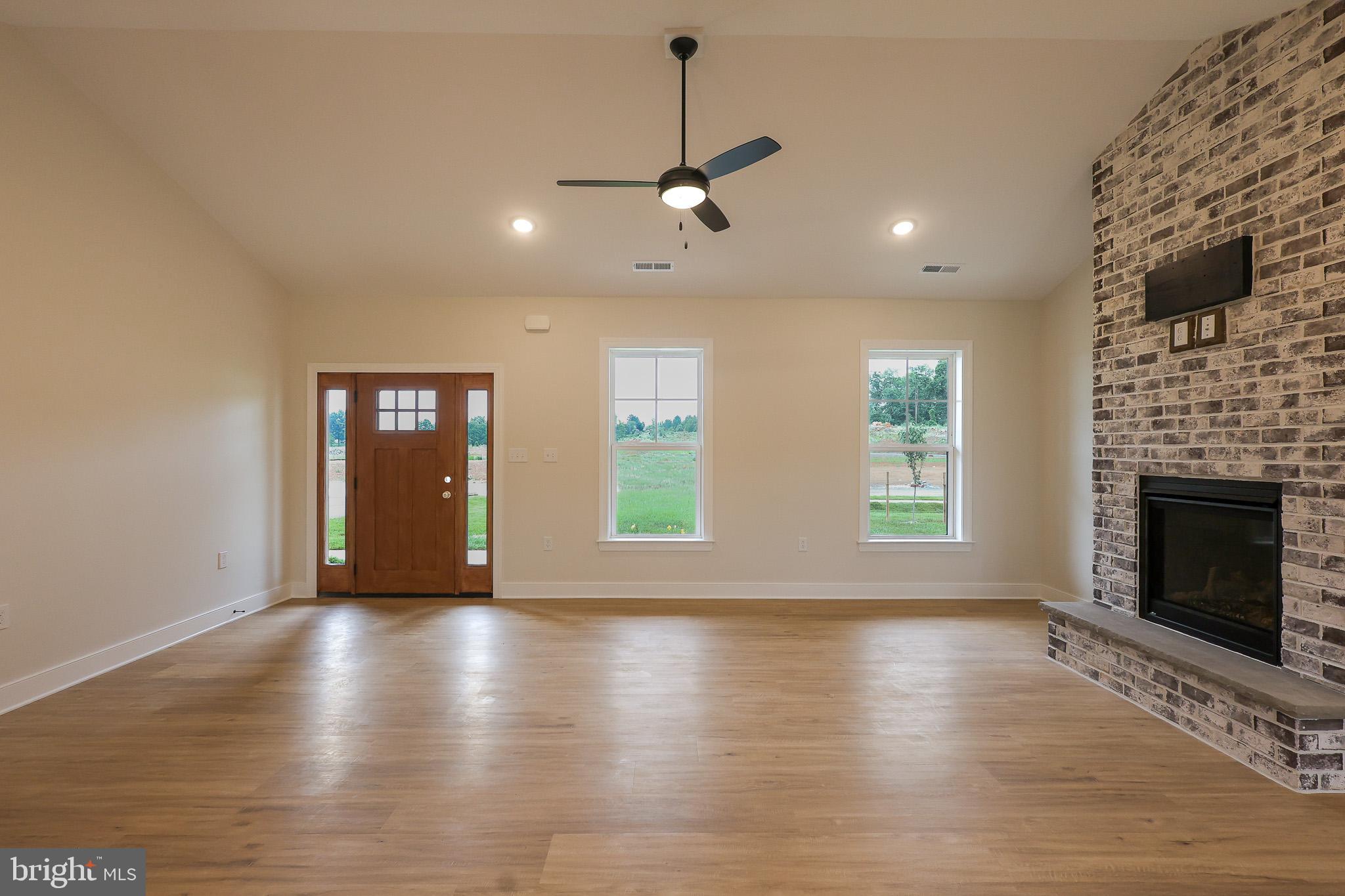 THE RESERVE AT TUSCARORA - Residential