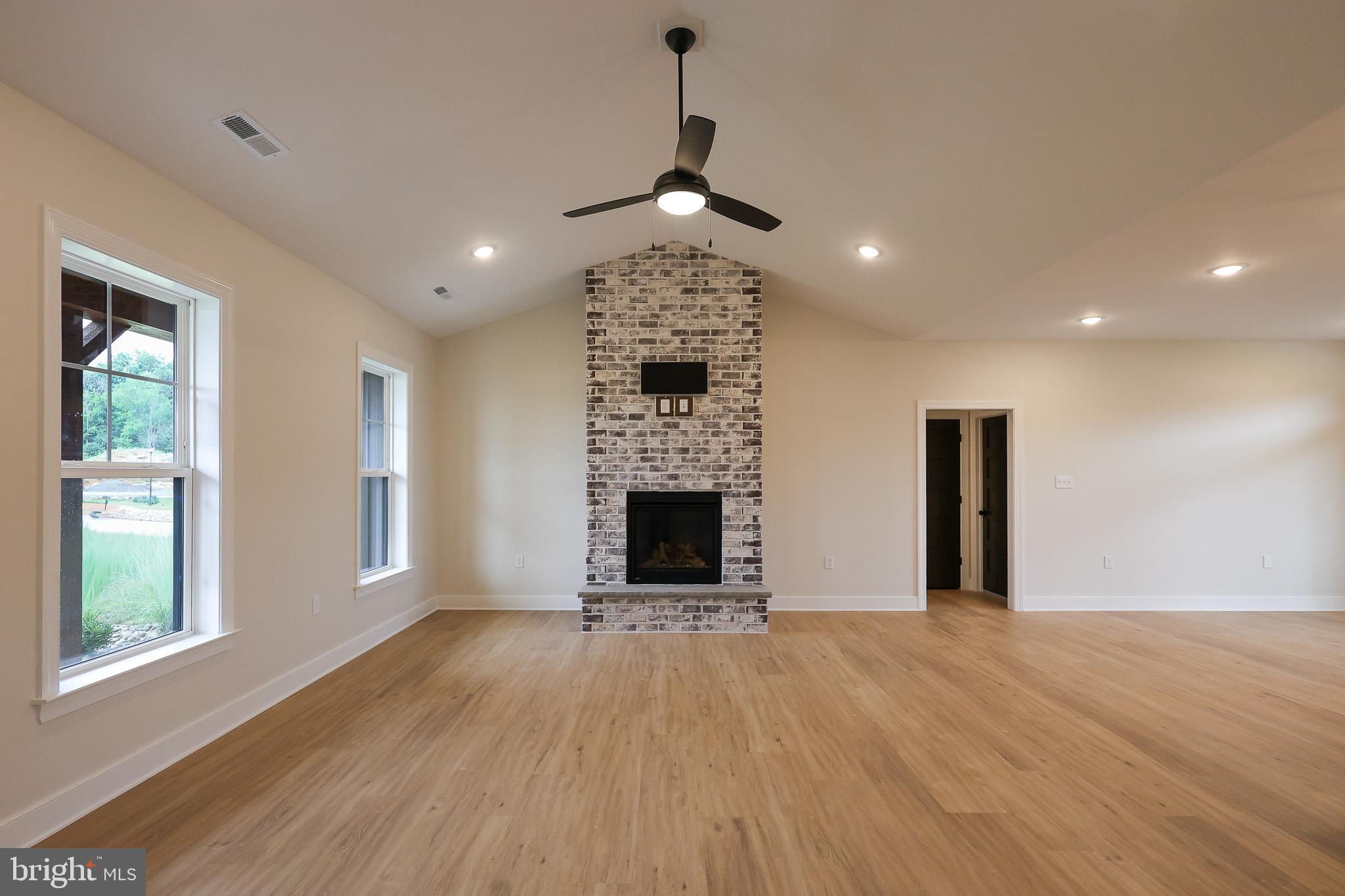 THE RESERVE AT TUSCARORA - Residential