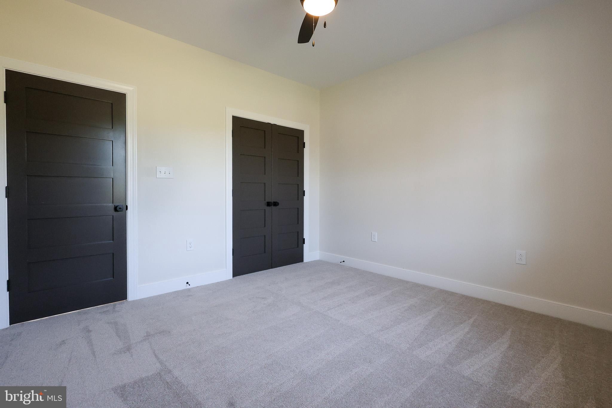 THE RESERVE AT TUSCARORA - Residential