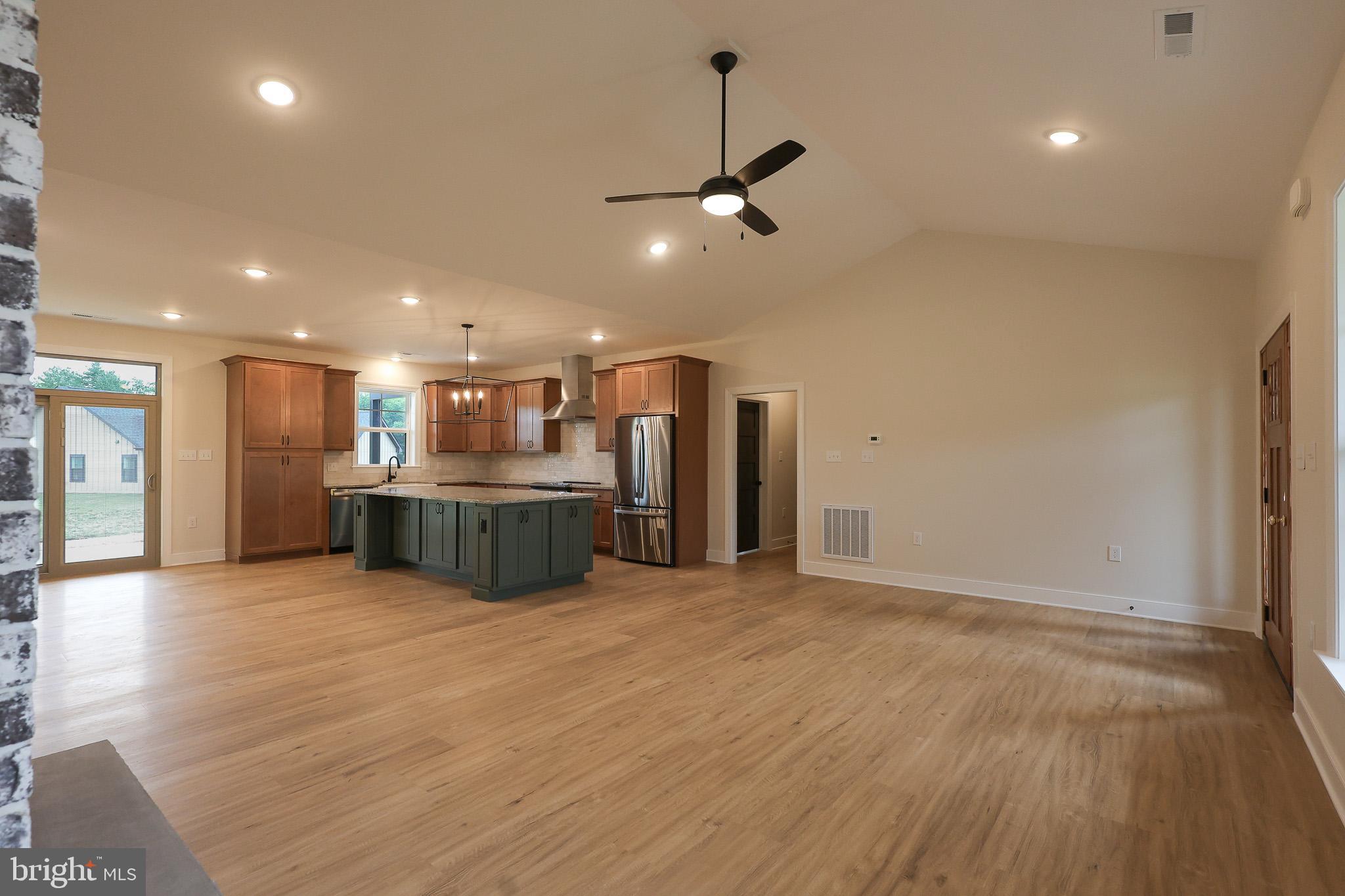 THE RESERVE AT TUSCARORA - Residential