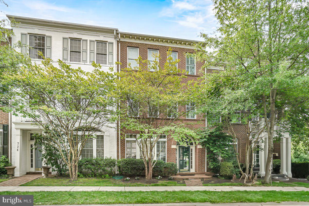 KING FARM BAILEYS COMMON - Residential