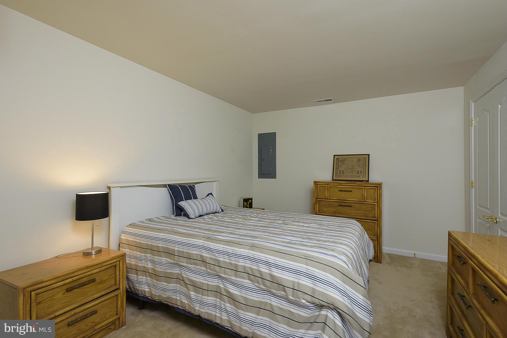 MCGUCKIAN - Residential