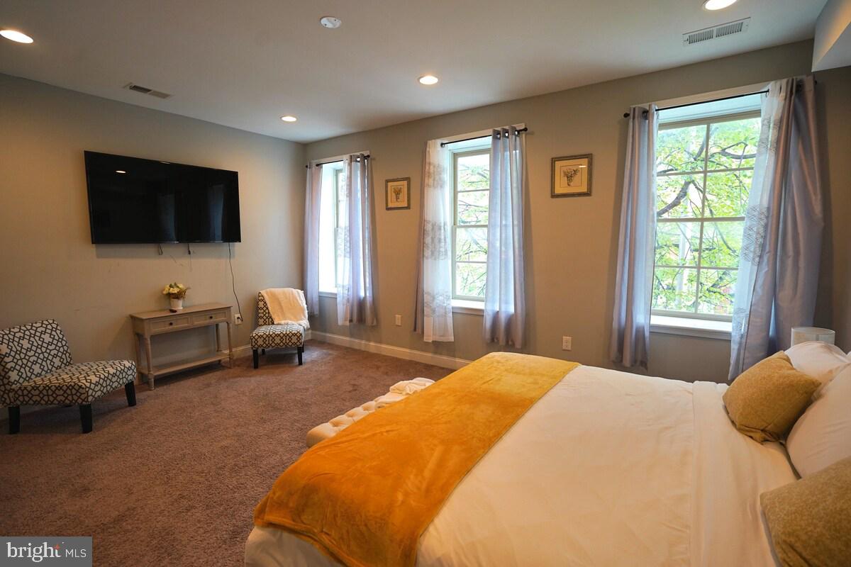 UPPER FELLS POINT - Residential
