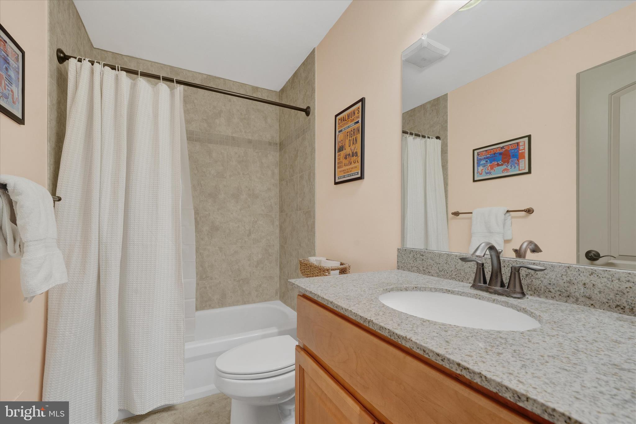 CENTERVILLE POINT - Residential
