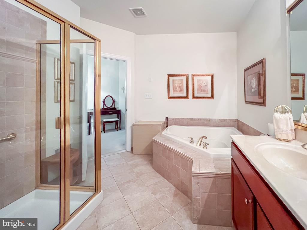 REGENCY AT NORTHAM - Residential