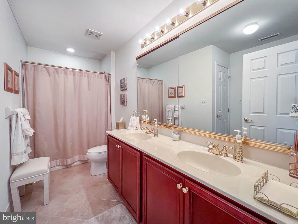 REGENCY AT NORTHAM - Residential
