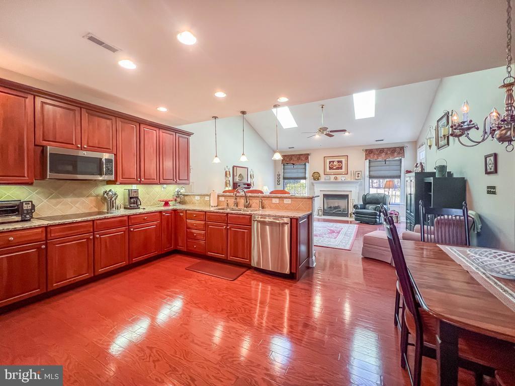 REGENCY AT NORTHAM - Residential