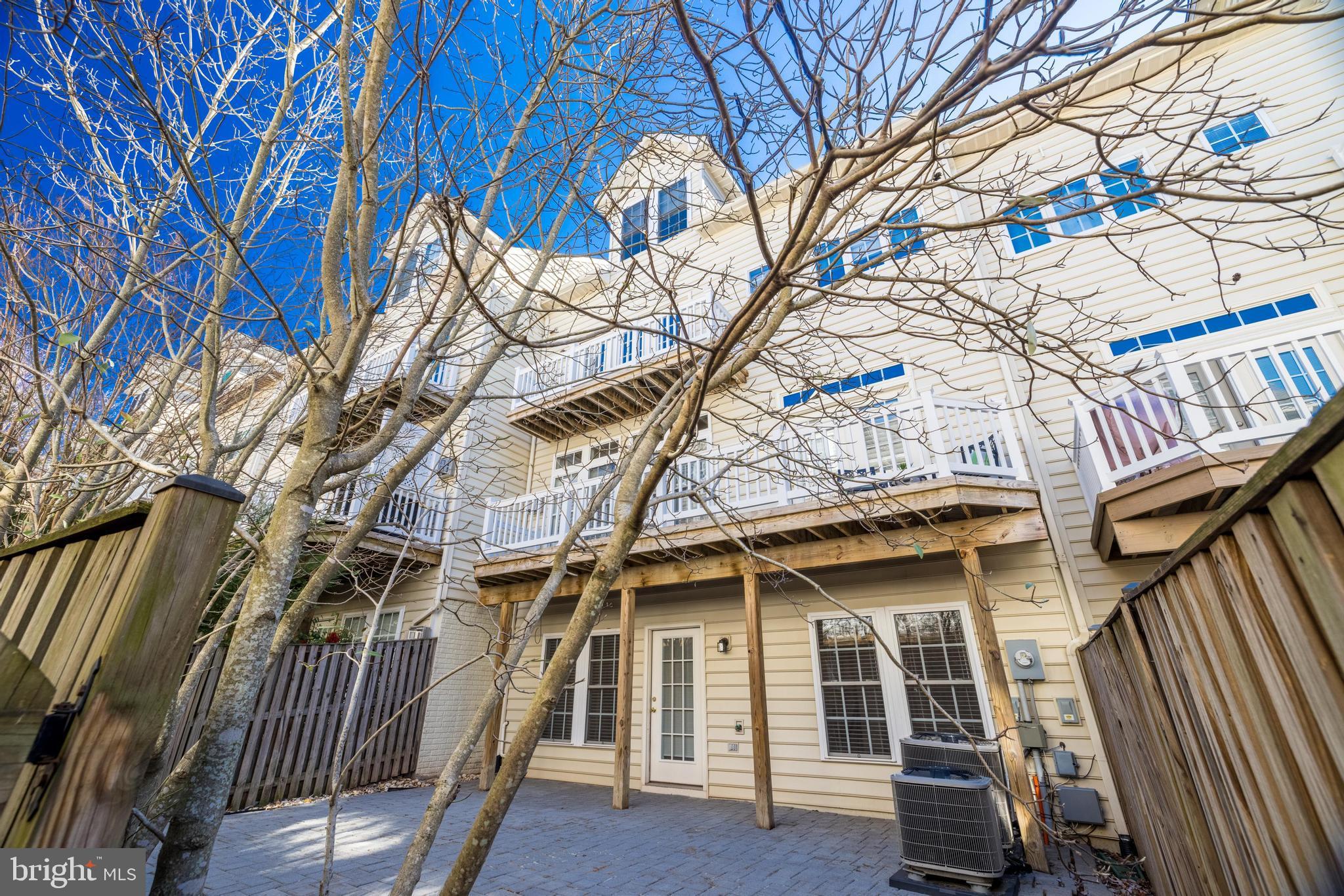 CASCADES LOWES ISLAND - Residential