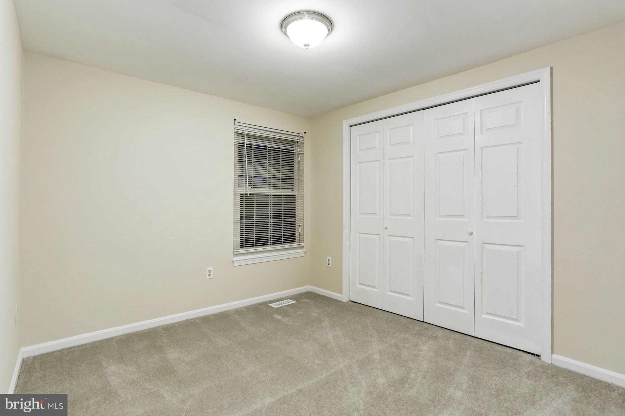 CHURCHILL TOWN SECTOR - Residential Lease