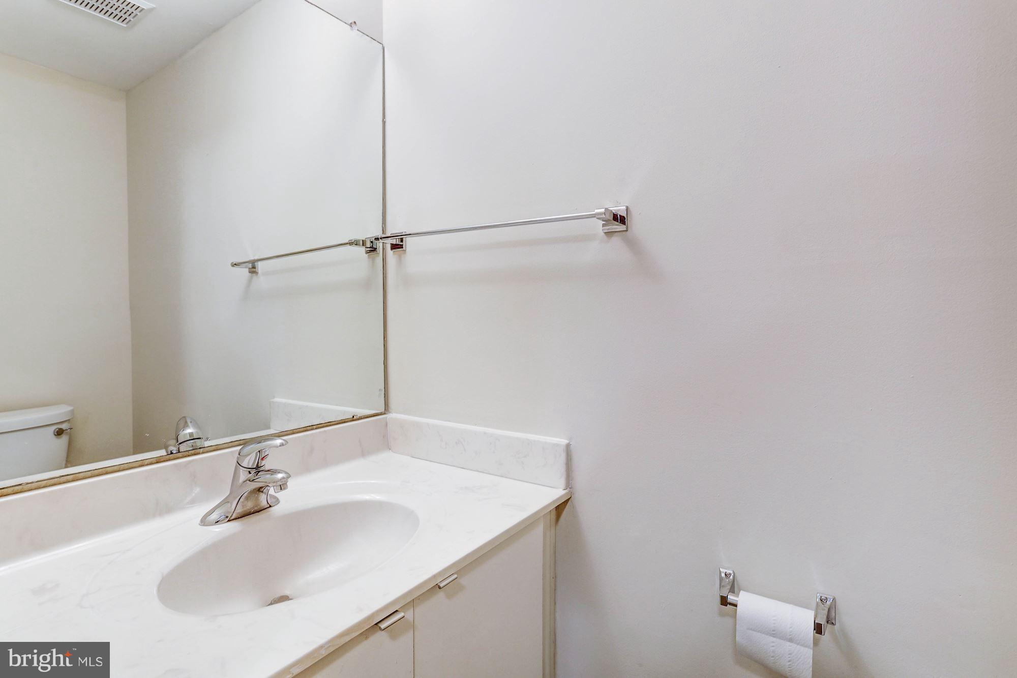 CHURCHILL TOWN SECTOR - Residential Lease