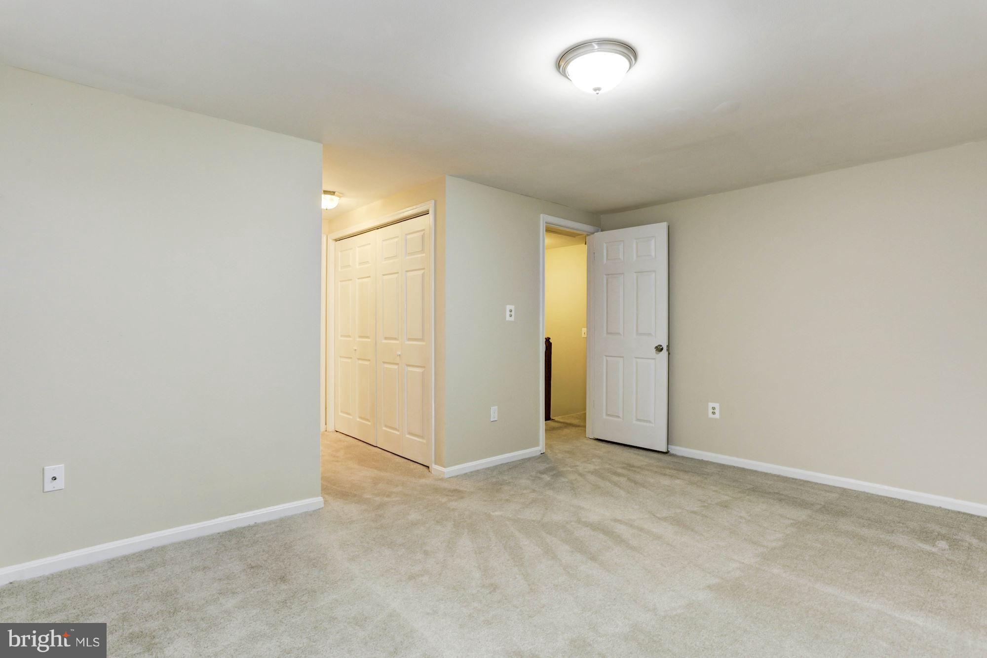 CHURCHILL TOWN SECTOR - Residential Lease