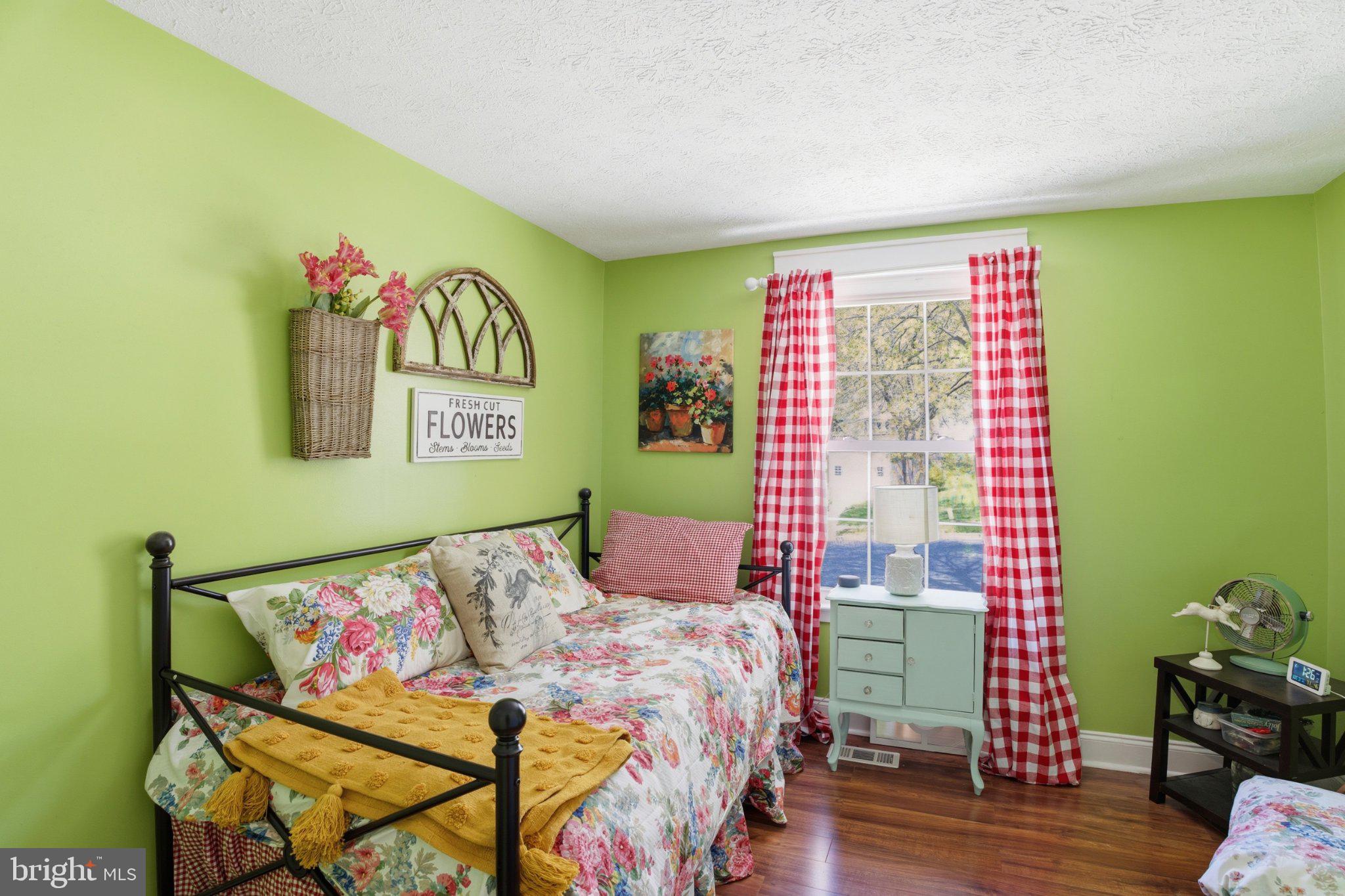 RAINTREE - Residential